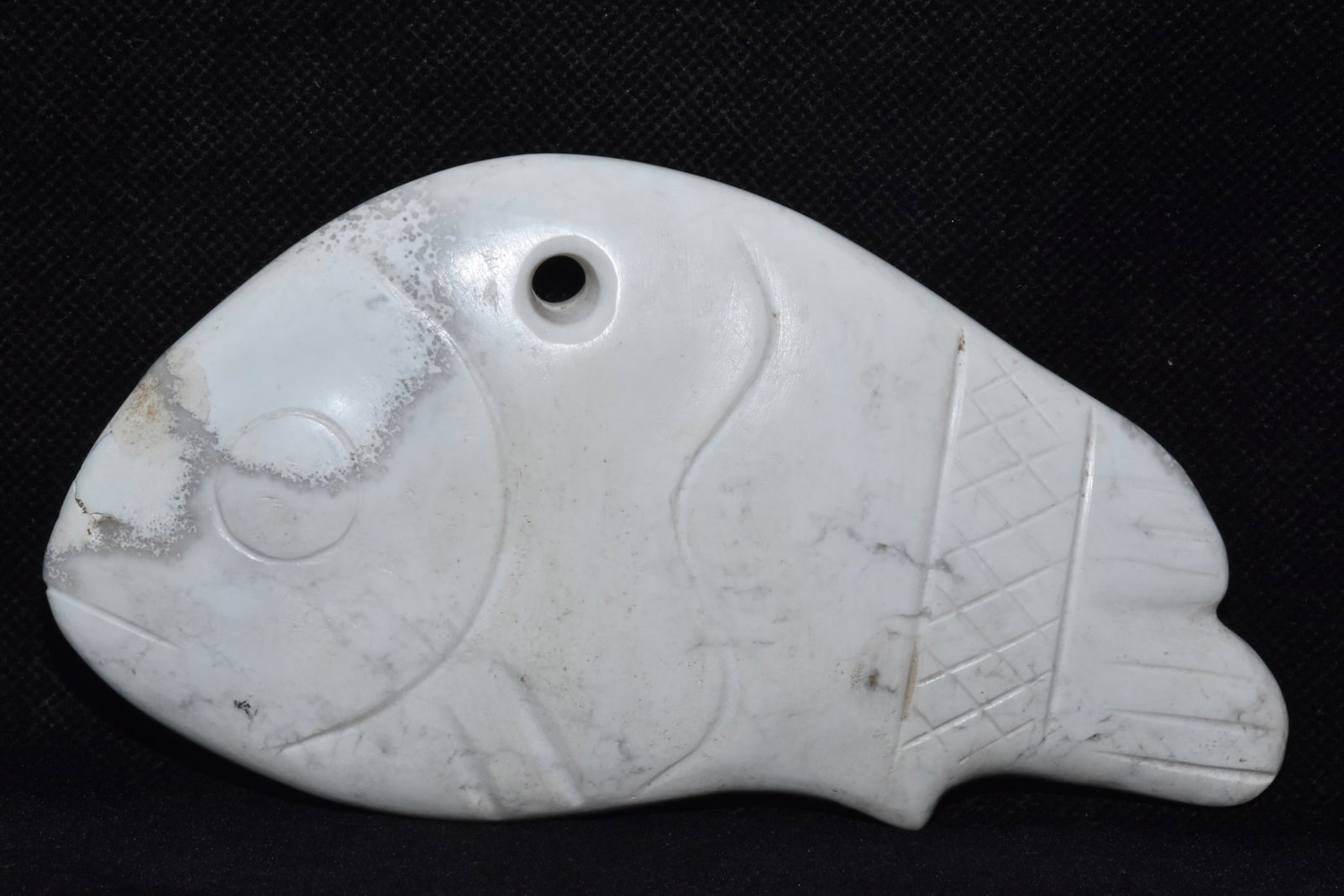 An Exquisite White Jade Fish Pendant: An Exquisite White Jade Fish Pendant,Hongshan Culture,Size:9.4inx3in,Weight:230g白玉鱼挂件，红山文化，Size:24cmx7.5cm,Weight:230g