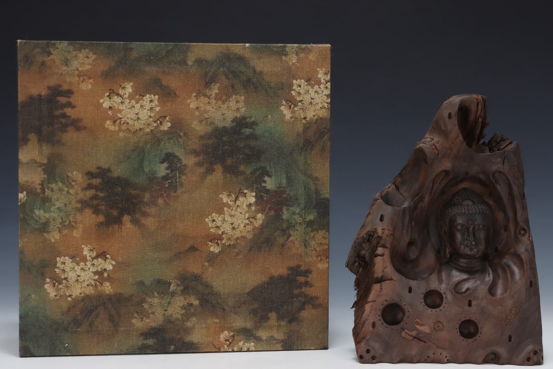An Exquisite Eaglewood Buddha Head Pattern Ornament: An Exquisite Eaglewood Buddha Head Pattern Ornament,Qing Dynasty,China,Qianlong Six-character