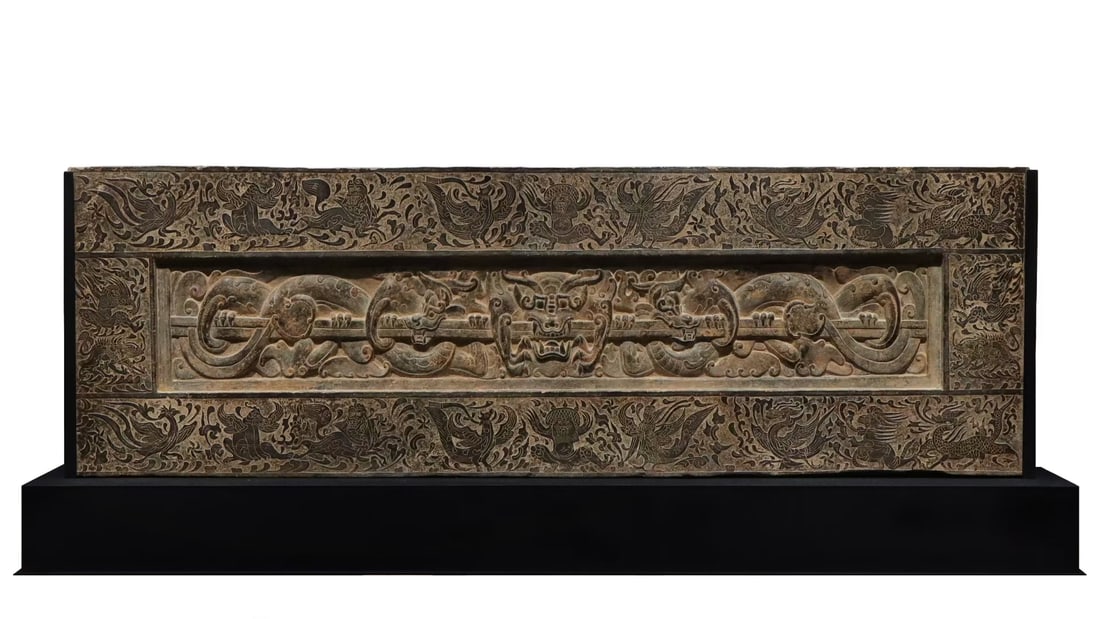 An Exquisite Limestone Auspicious Beast Pattern Ornament: An Exquisite Limestone Auspicious Beast Pattern Ornament The Southern and Northern Dynasties of China Size:22.8inx59.8inx11in青石瑞兽纹摆件 中国&#