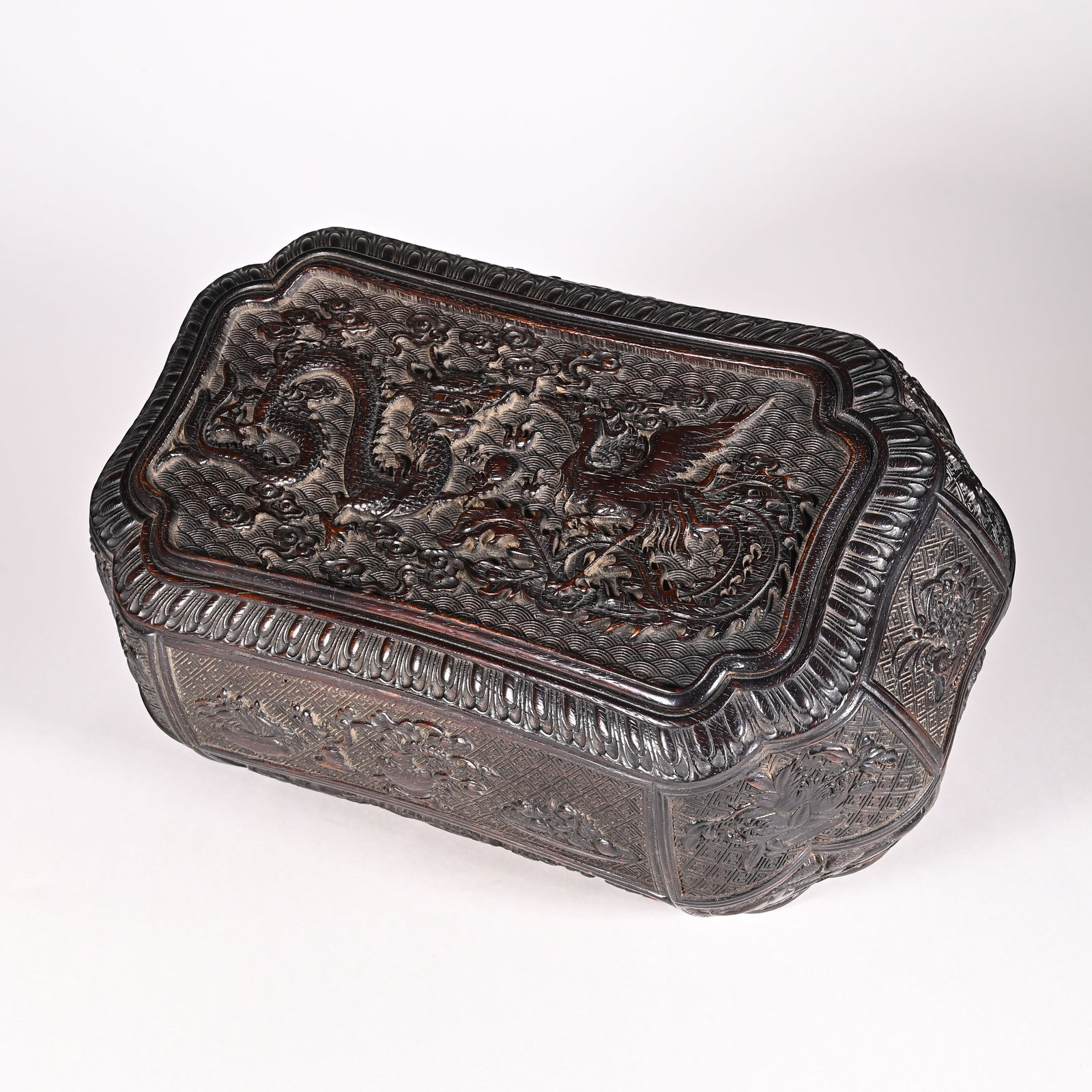 An Exquisite Zitanwood Bogu Dragon and Phoenix Pattern Box with Cover: An Exquisite Zitanwood Bogu Dragon and Phoenix Pattern Box with Cover,Qing Dynasty, China,Qianlong Four-character