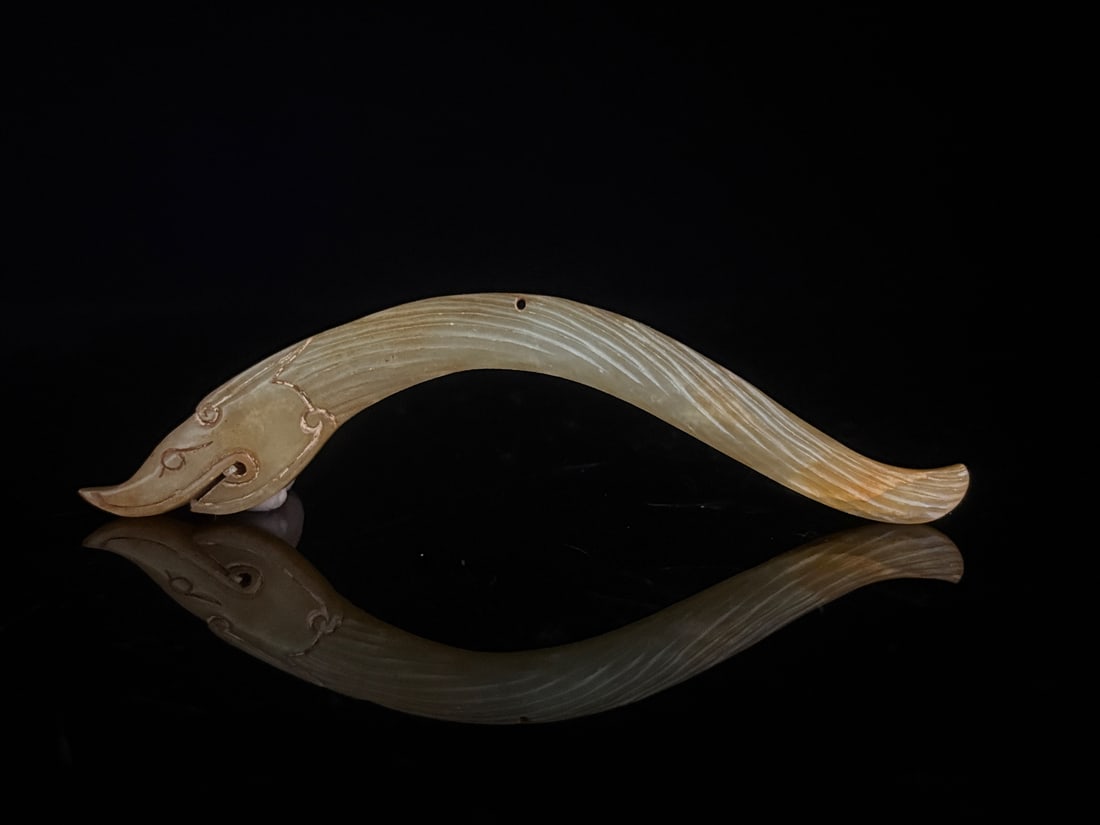An Exquisite White Jade Dragon-head Pendant: An Exquisite White Jade Dragon-head Pendant,Qing