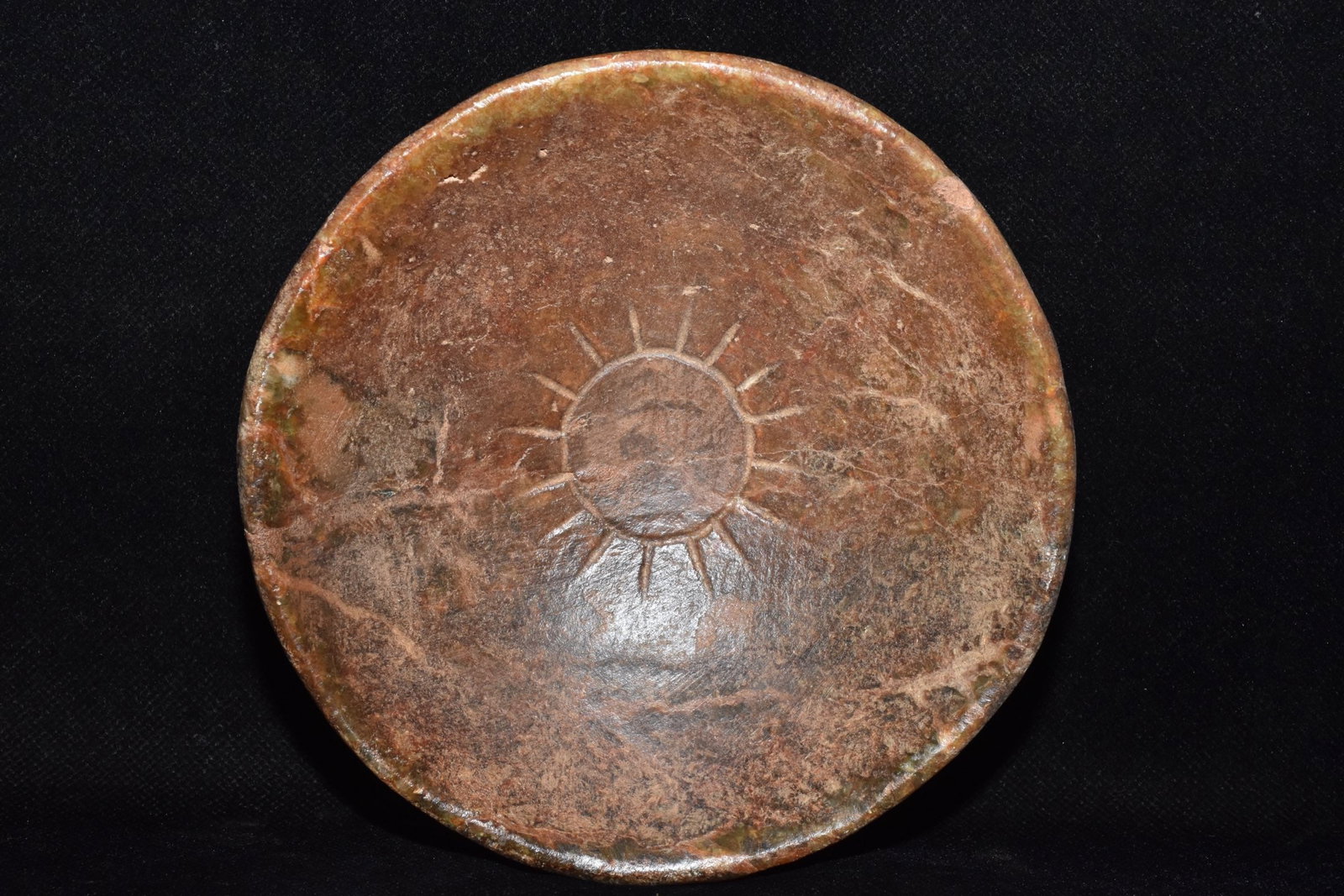 An Exquisite Hemo Jade Inscription Plate: An Exquisite Hemo Jade Inscription Plate,Hongshan Culture,Size:5.5in,Weight:560g河磨玉铭文盘，红山文化，Size:14cm,Weight:560g