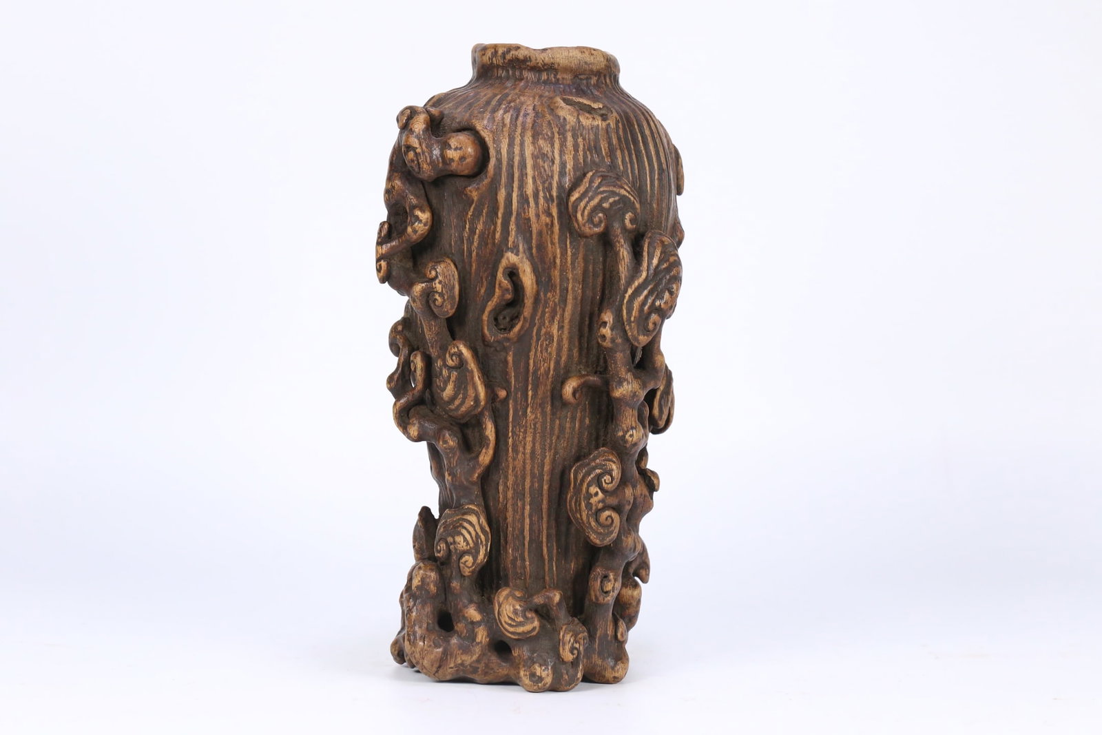 An Exquisite Eaglewood Ganoderma lucidum Pattern Vase - 2