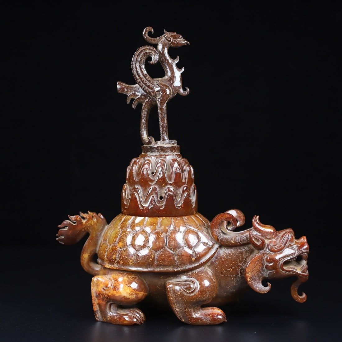 An Exquisite White Jade Dragon Turtle-Shaped Censer,With Phoenix Cover: An Exquisite White Jade Dragon Turtle-Shaped Censer,With Phoenix Cover,Qing Dynasty,China,Size:9.5inx8.3inx4.3in,Weight:1418g白玉龙龟形香炉,带凤&#