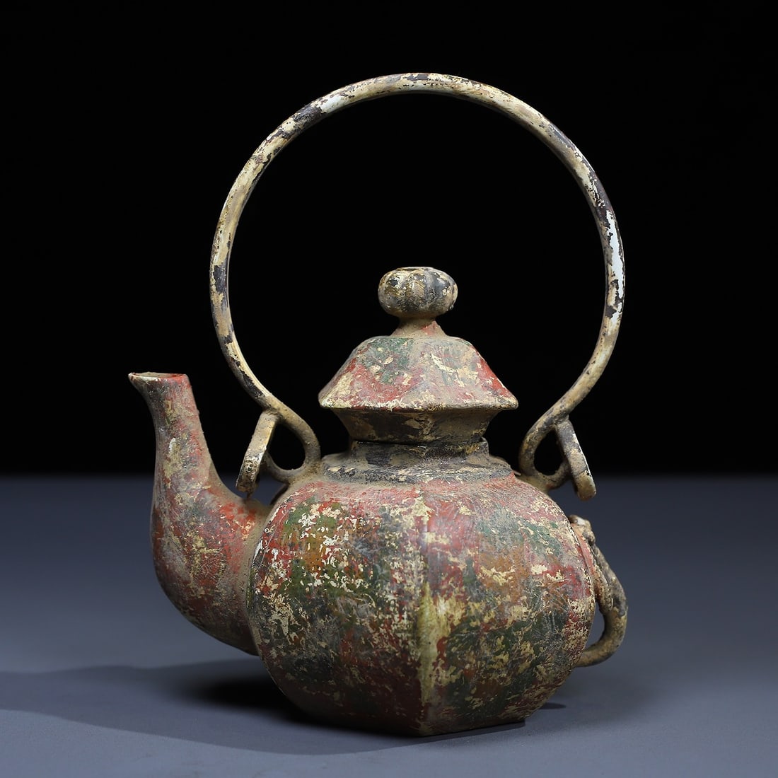 An Exquisite Bronze Painted Color Teapot: An Exquisite Bronze Painted Color Teapot,Qing Dynasty,China,Size:6.9inx5.9in,Weight:460g铜彩绘茶壶,中国清代,Size:17.5cmx15cm,Weight:460g