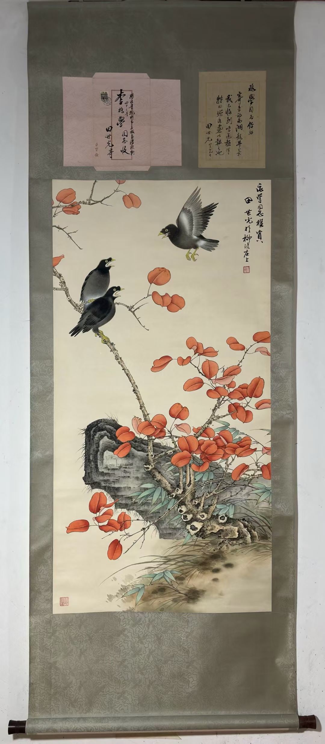 A Chinese Vertical Scroll Ink Painting of Flower and Bird on Paper,Tian Shiguang: A Chinese Vertical Scroll Ink Painting of Flower and Bird on Paper,Tian Shiguang,Size:(Without frame)48inx24.4in一幅中国水墨花鸟画立轴