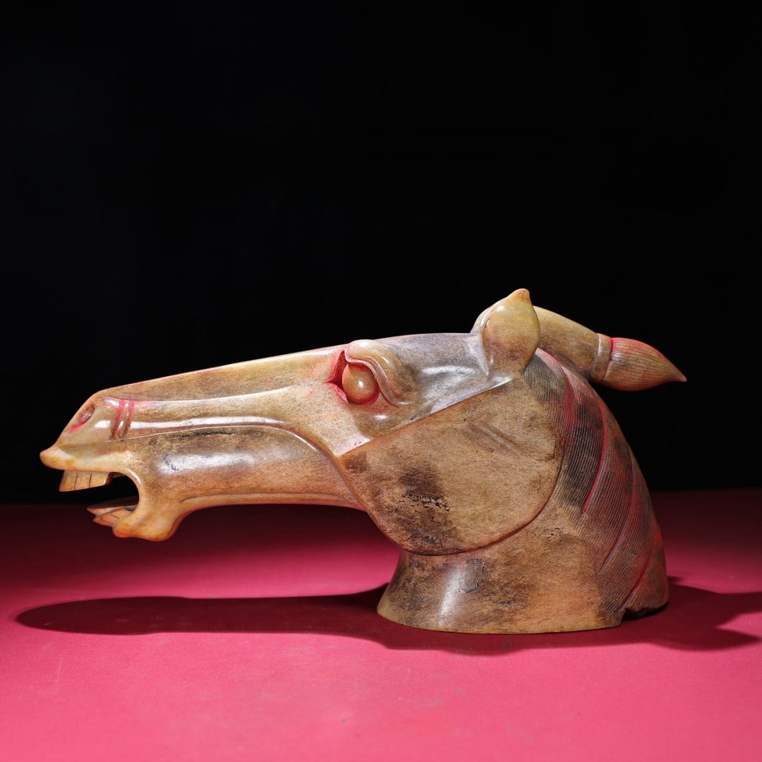 A Huge White Jade Horse-head Ornament: A Huge White Jade Horse-head Ornament,Qing Dynasty,China,Size:15.7inx8.1inx4.7in,Weight:9950g白玉马首摆件,中国清代,Size:40cmx20.6cmx12cm,Wei
