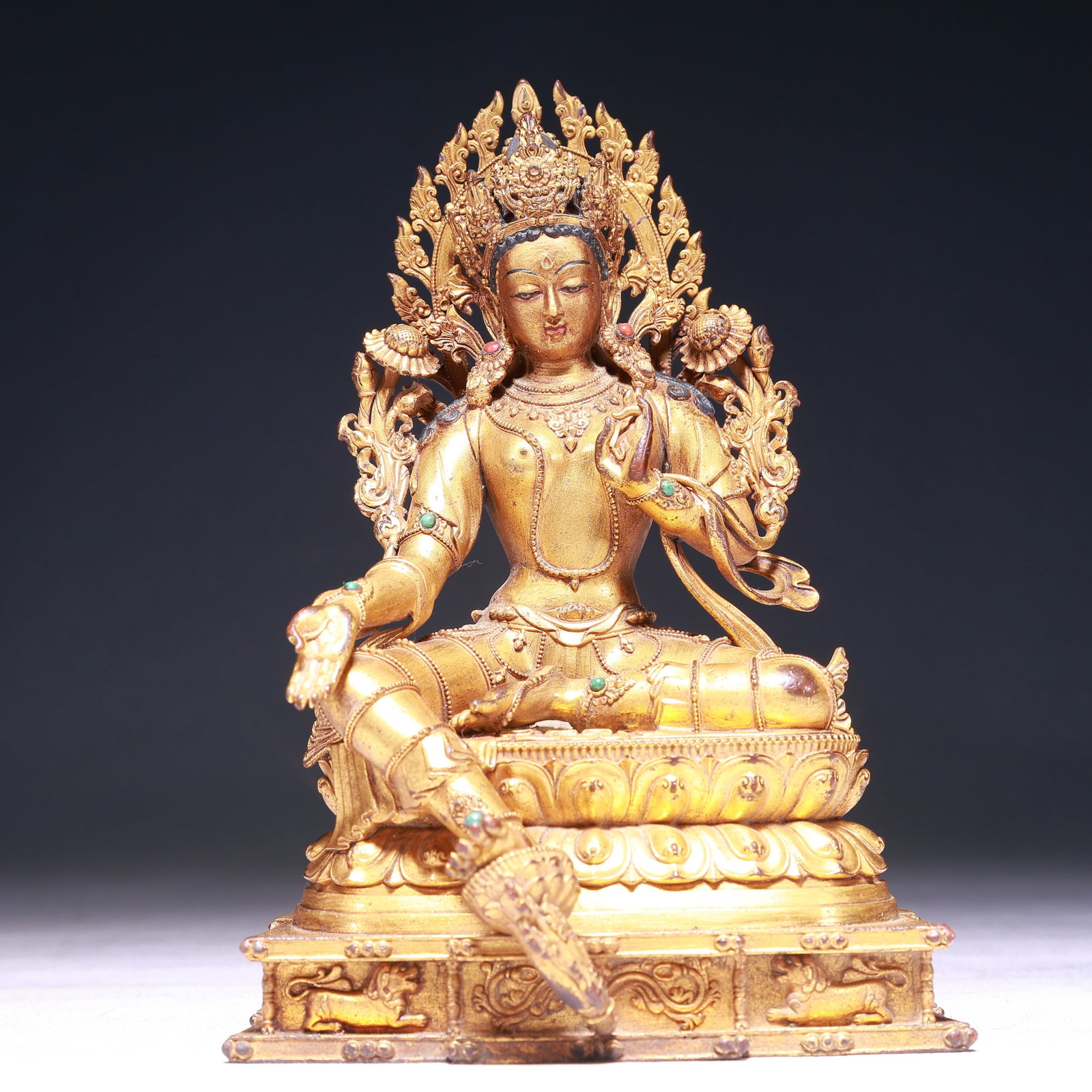 A Solemn Gilt Bronze Statue of Tara,Inlaid Turquoise,With Inscription: A Solemn Gilt Bronze Statue of Tara,Inlaid Turquoise,With Inscription,Qing Dynasty,China,Size:4.5inx3.9inx6.7in,Weight:800g 铜鎏金度母像,嵌绿松