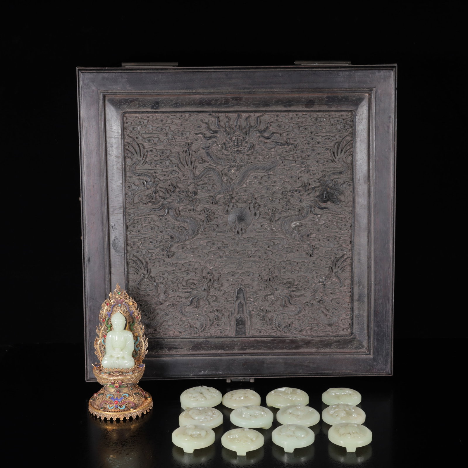 A Set of Exquisite Gilt Inlaid White Jade Buddha Statue Ornaments: A Set of Exquisite Gilt Inlaid White Jade Buddha Statue Ornaments,Qing Dynasty, China,Qianlong Four-character Mark,Size:(Statue of Sakyamuni)3.5inx6.7in,(The Twelve Chinese Zodiac Signs)2.4inx0.6in*12