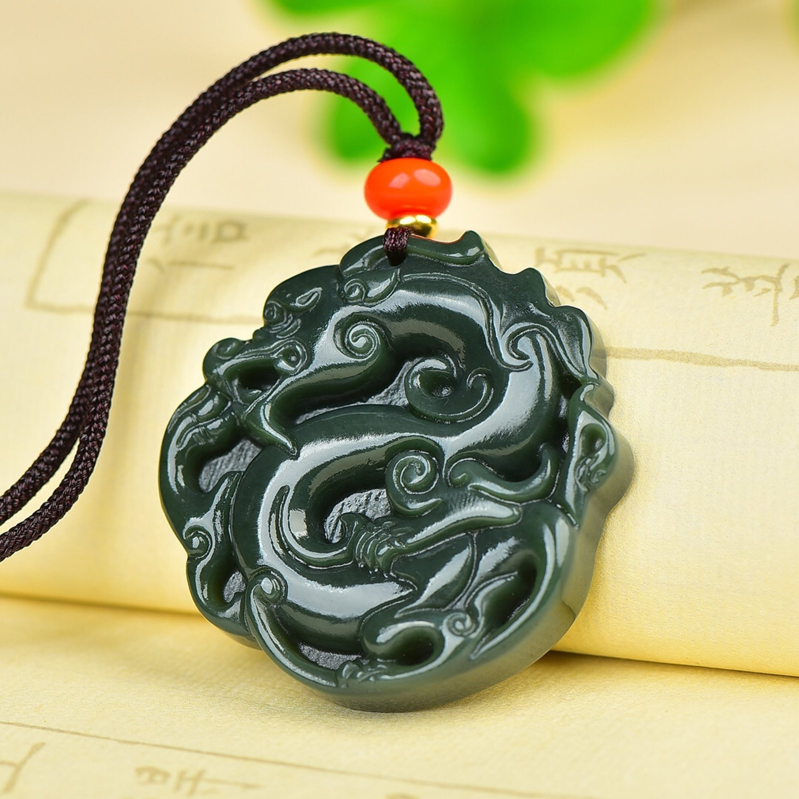An Exquisite Jasper Dragon Pattern Pendant - 4