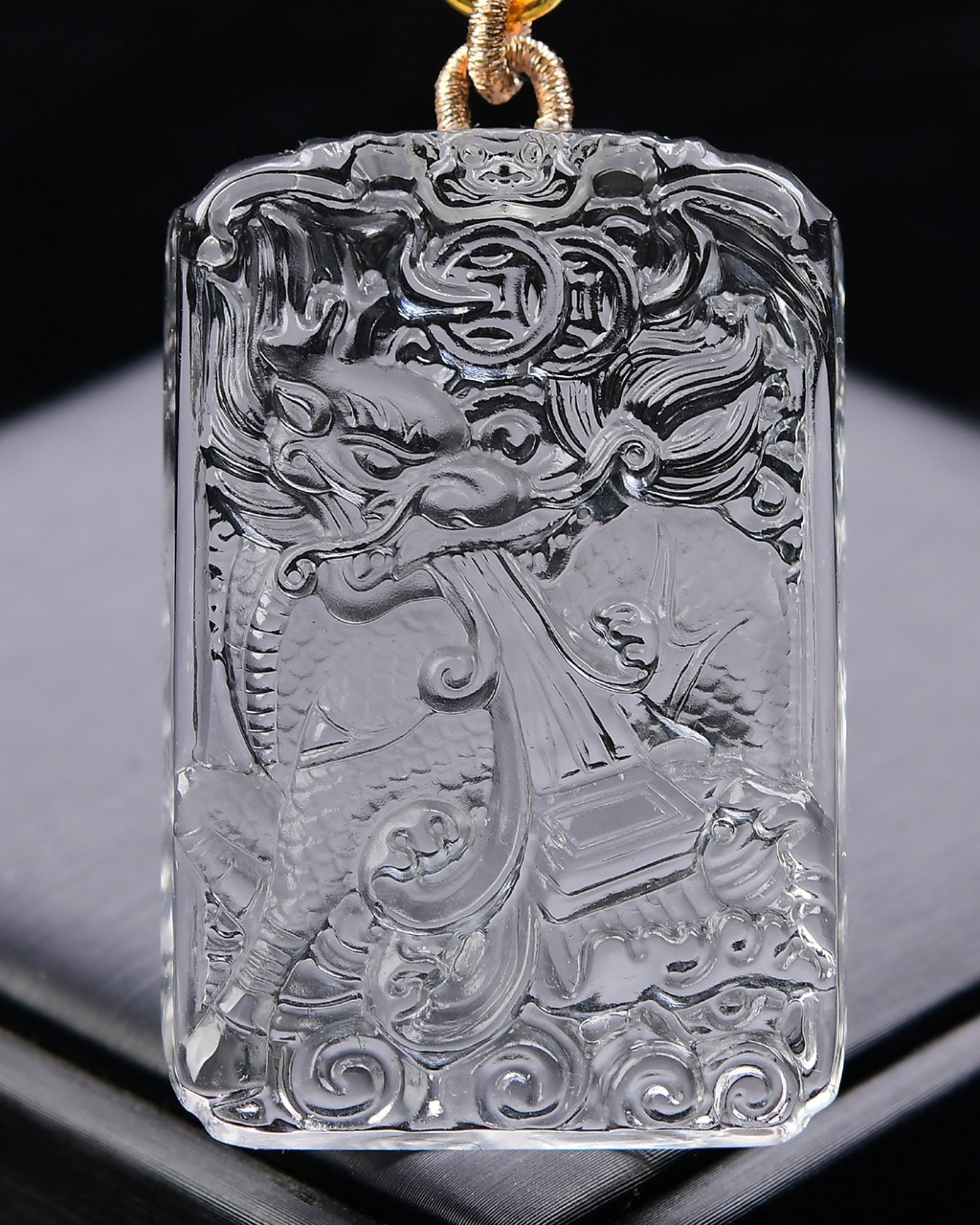An Exquisite Crystal Kylin Pattern Pendant: An Exquisite Crystal Kylin Pattern Pendant,Size:61mmx41mmx13mm,Weight:98g 水晶麒麟纹吊坠