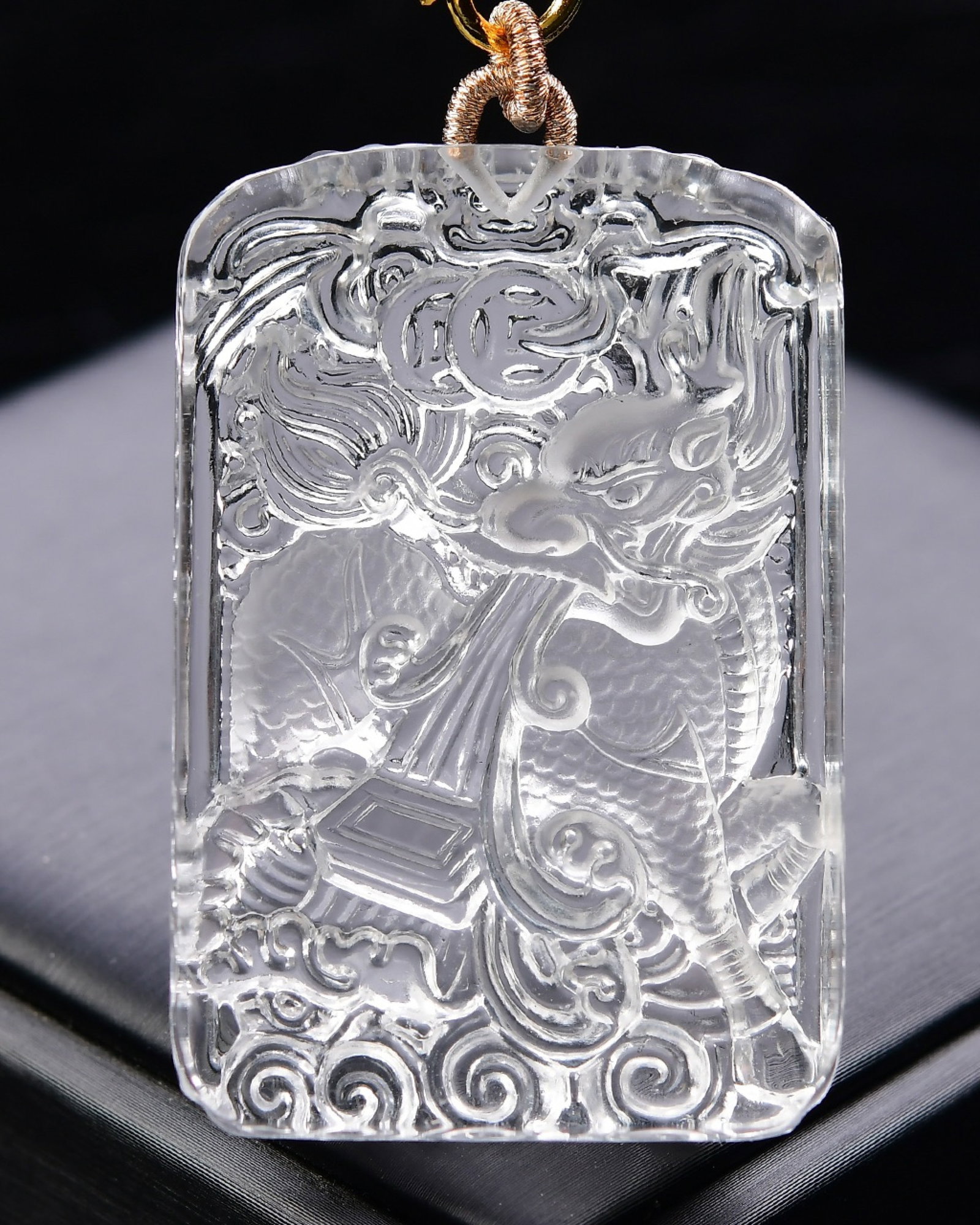 An Exquisite Crystal Kylin Pattern Pendant - 2