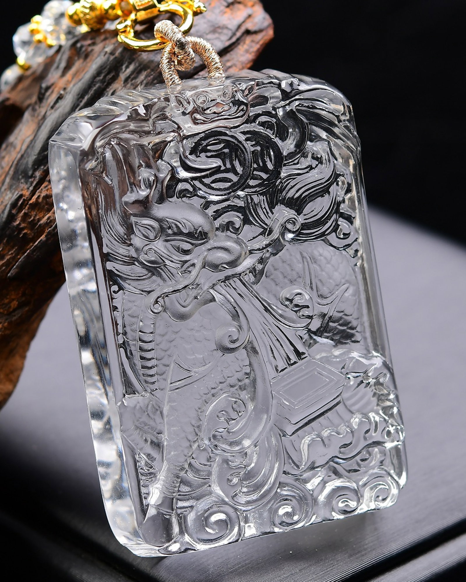 An Exquisite Crystal Kylin Pattern Pendant - 3