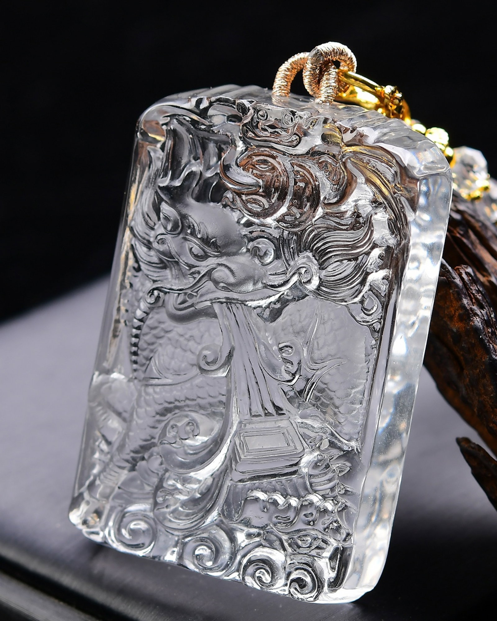 An Exquisite Crystal Kylin Pattern Pendant - 4