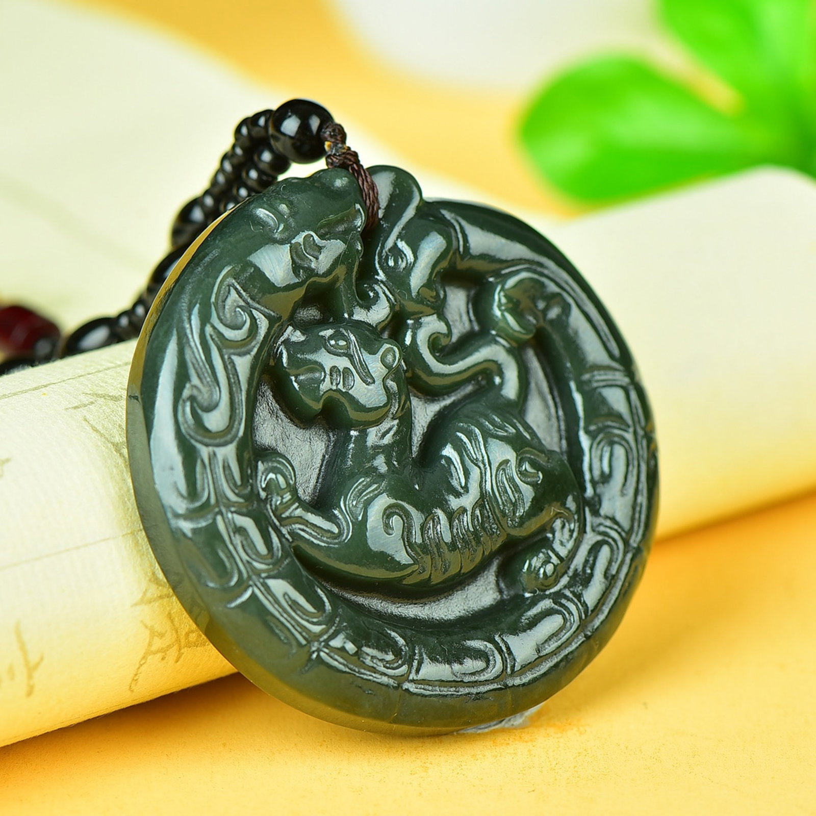 An Exquisite Jasper Auspicious Beast Pattern Pendant - 3