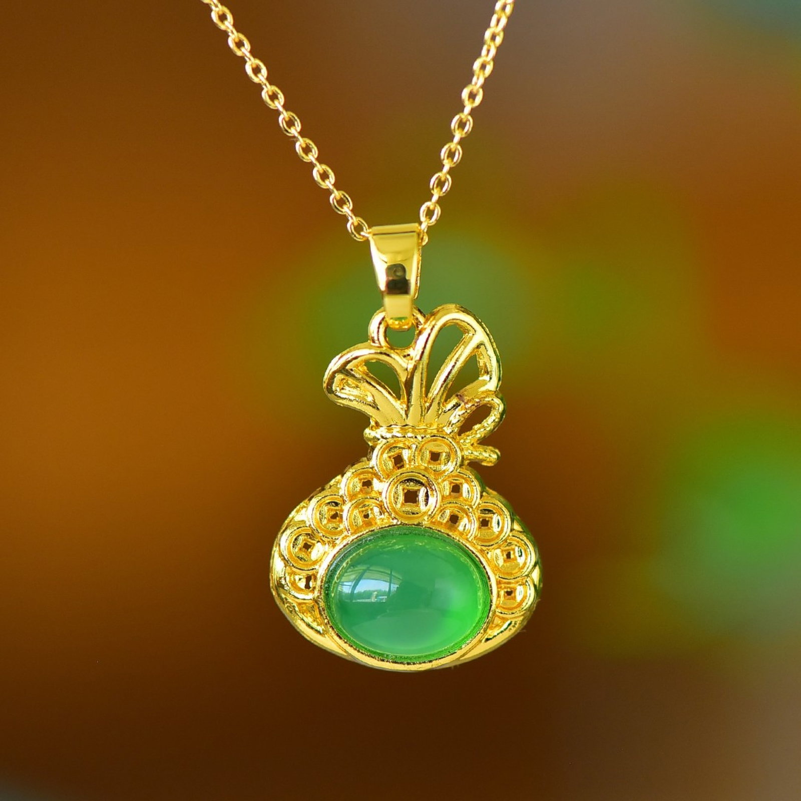 An Exquisite Pendant: An Exquisite Pendant,Size:8mmx10mm 吊坠