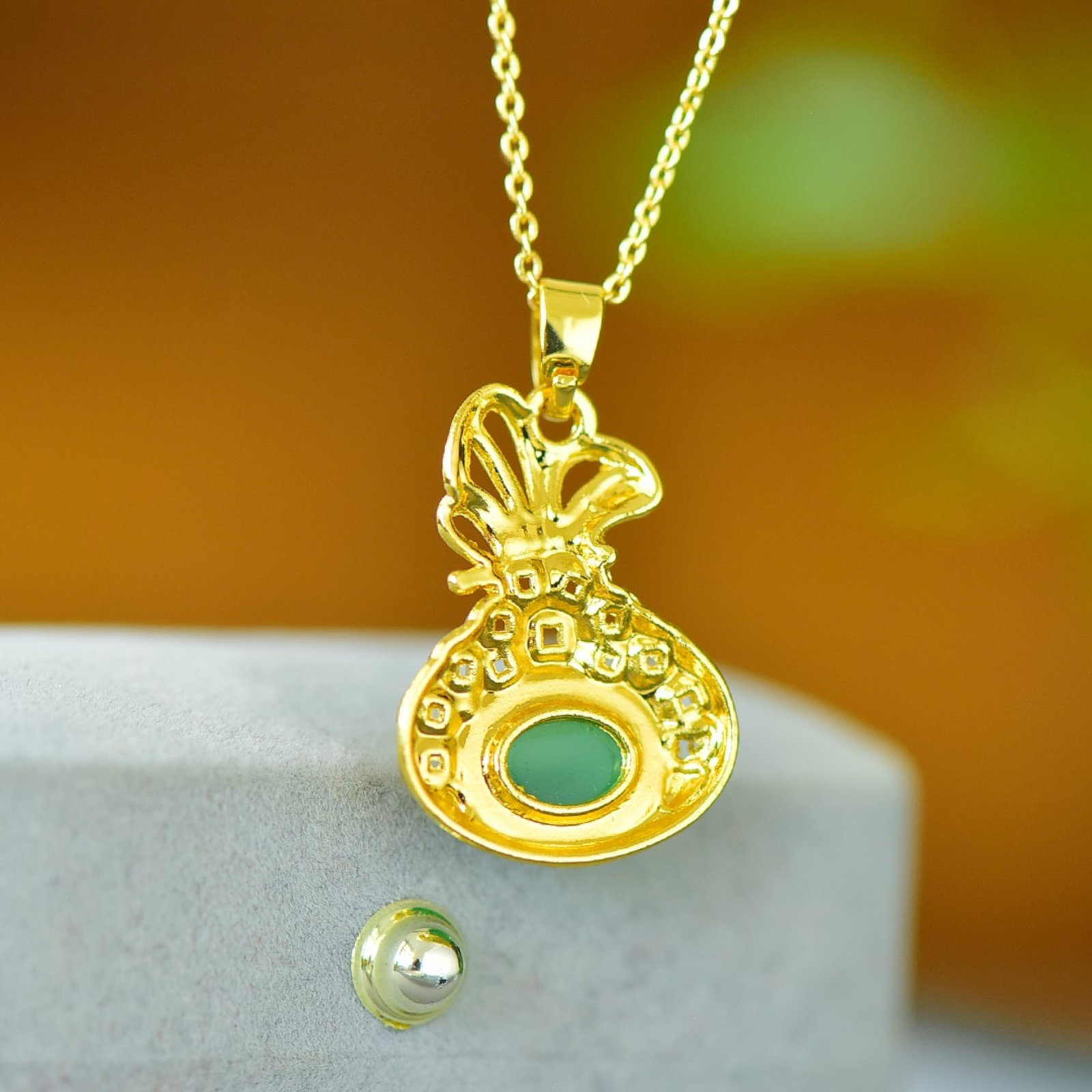 An Exquisite Pendant - 5