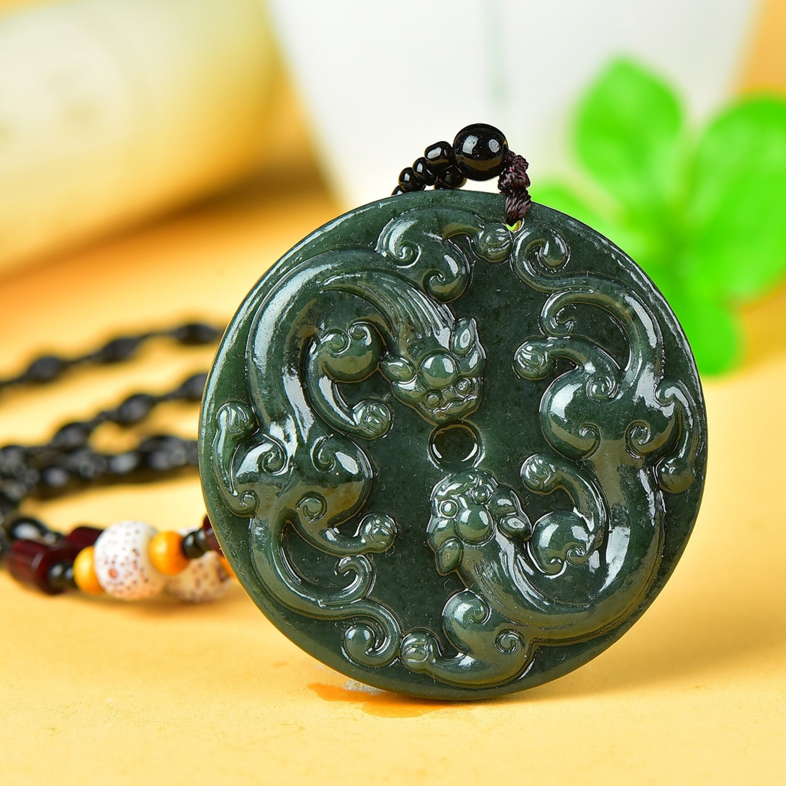 An Exquisite Jasper Dragon Pattern Pendant - 4