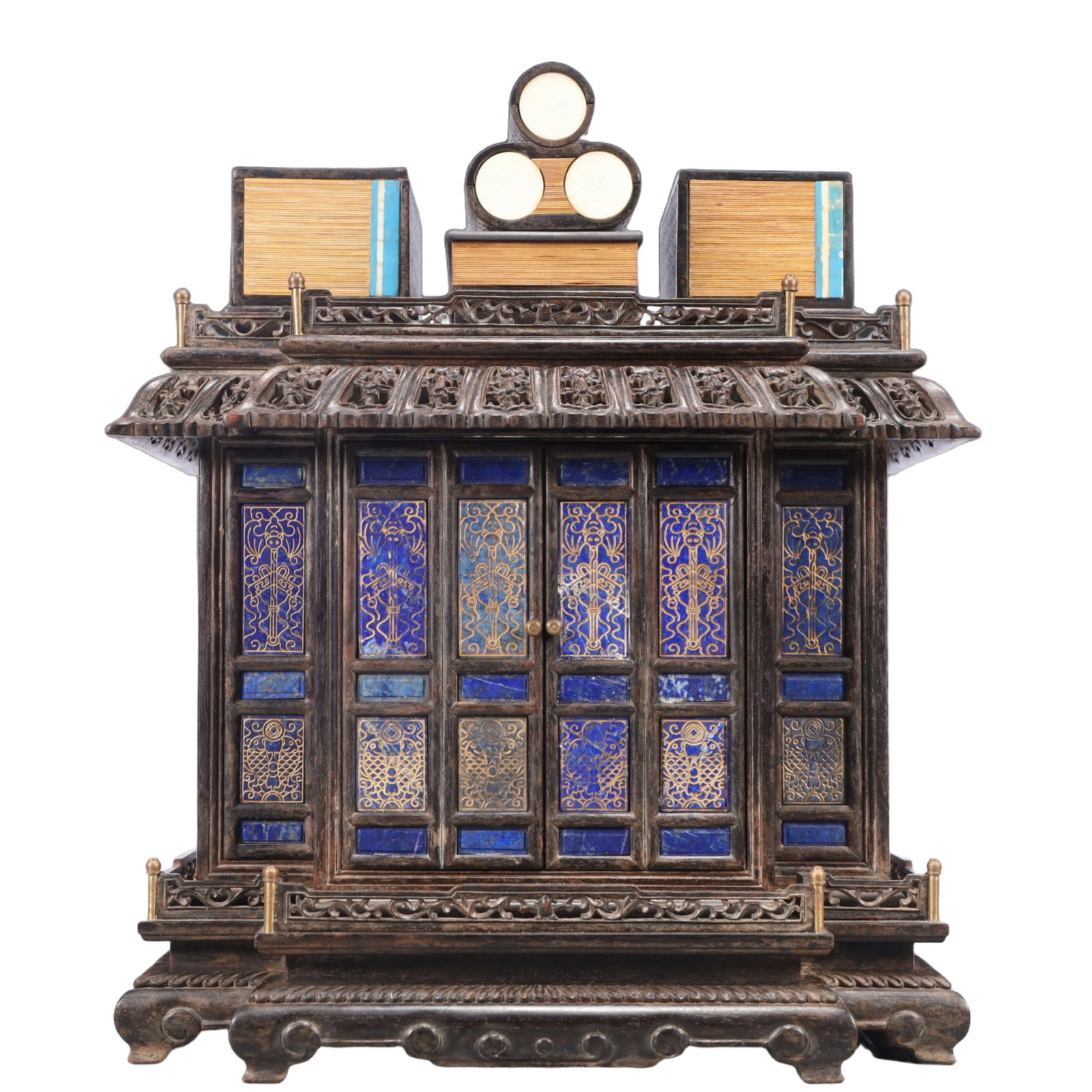 A Rare Zitanwood Inlaid Lapis Lazuli Box: A Rare Zitanwood Inlaid Lapis Lazuli Box,Qing Dynasty, China,Size:11.8inx8.3inx14.2in,Weight:4150g 紫檀木嵌青金石箱,中国清代