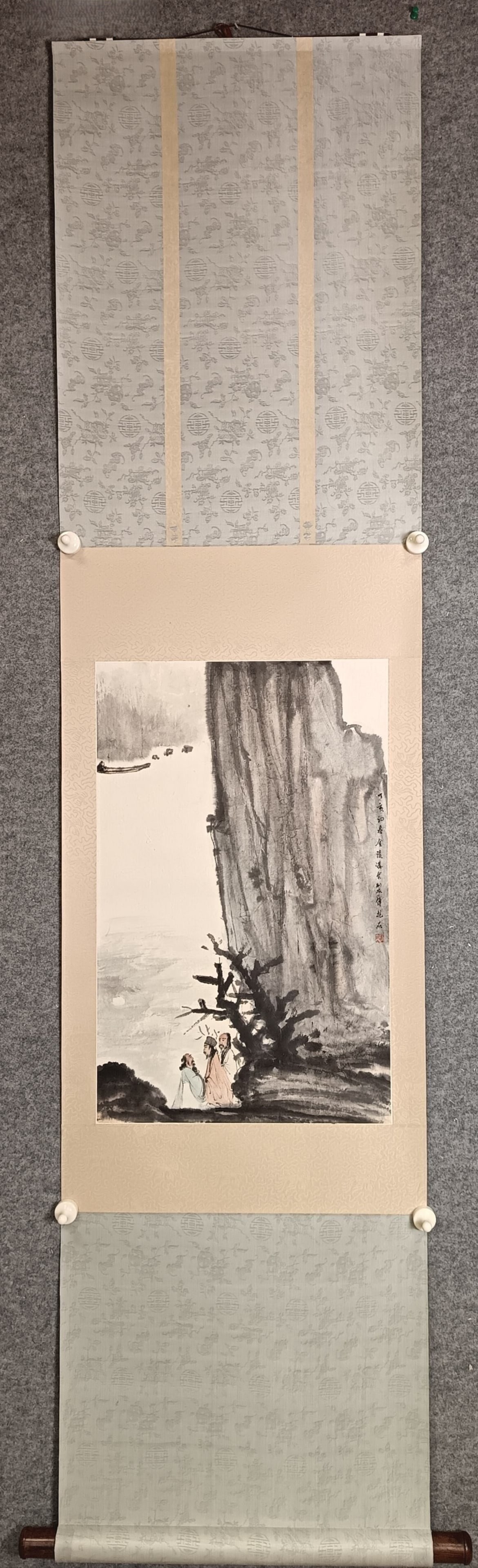 A Chinese Vertical Scroll Ink Painting of Landscape and Figure on Paper: A Chinese Vertical Scroll Ink Painting of Landscape and Figure on Paper,Fu Baoshi,Size:15inx23.6in 一幅中国水墨山水人物画立ů