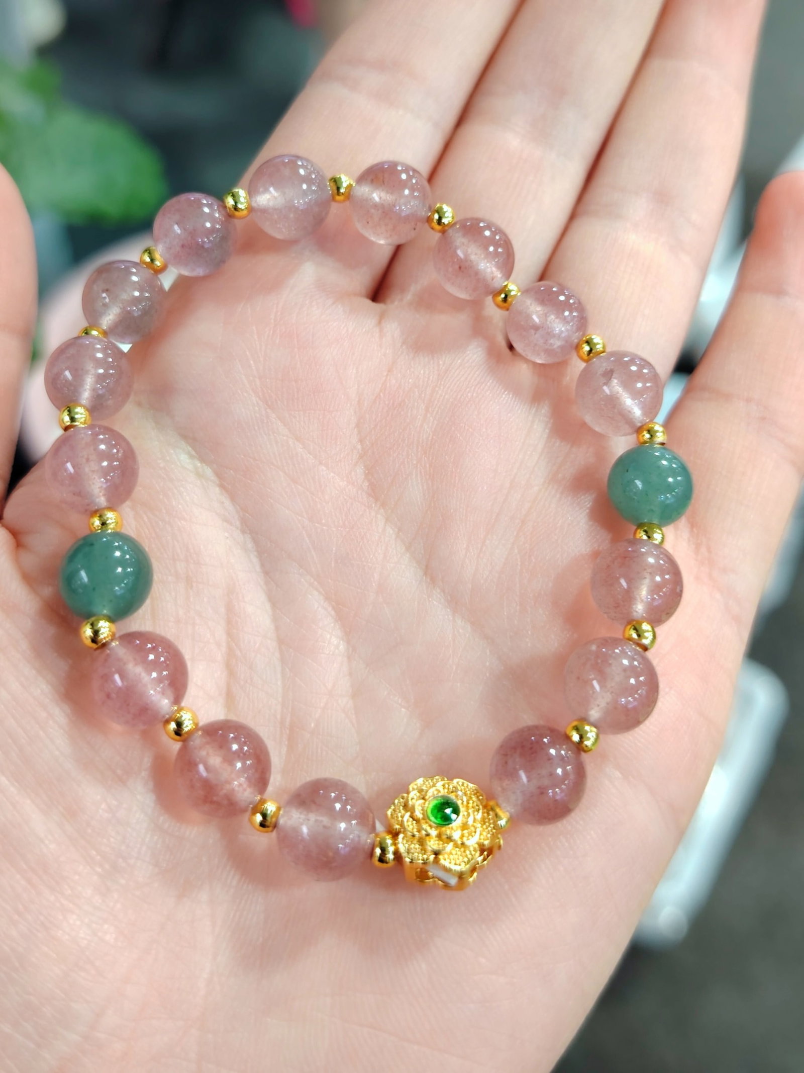 An Exquisite Crystal Bracelets - 2