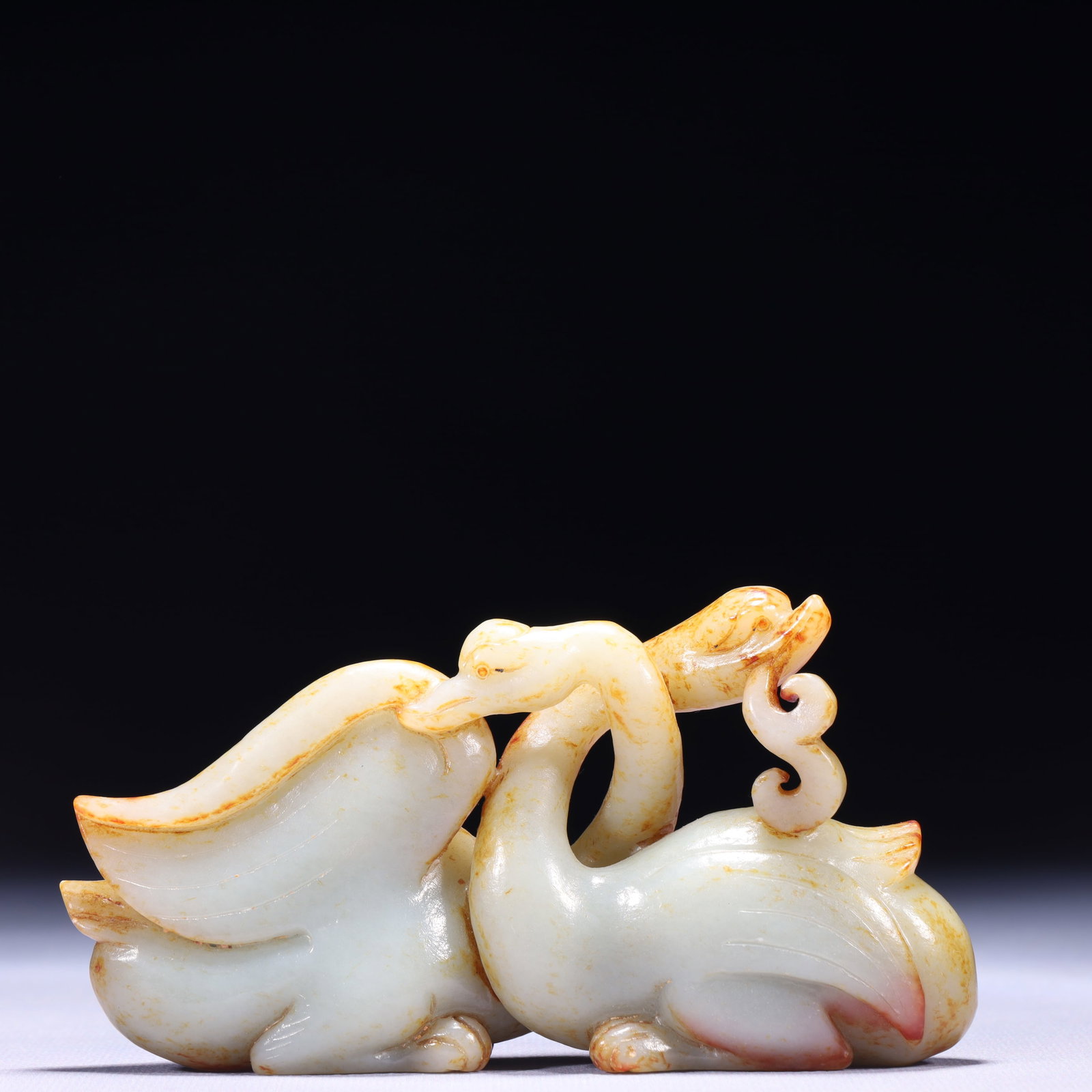 An Exquisite White Jade Goose Ornament: An Exquisite White Jade Goose Ornament,Qing Dynasty,China,Size:5.1inx1inx2.6in,Weight:325g 白玉鹅摆件,中国清代