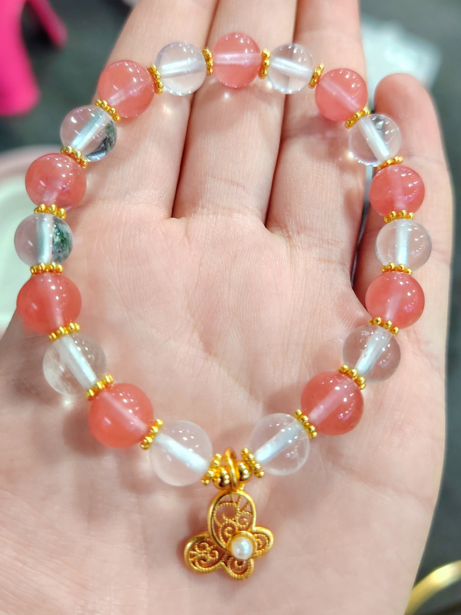 An Exquisite Crystal Bracelets: An Exquisite Crystal Bracelets,Size:8mmx8mm 水晶手串