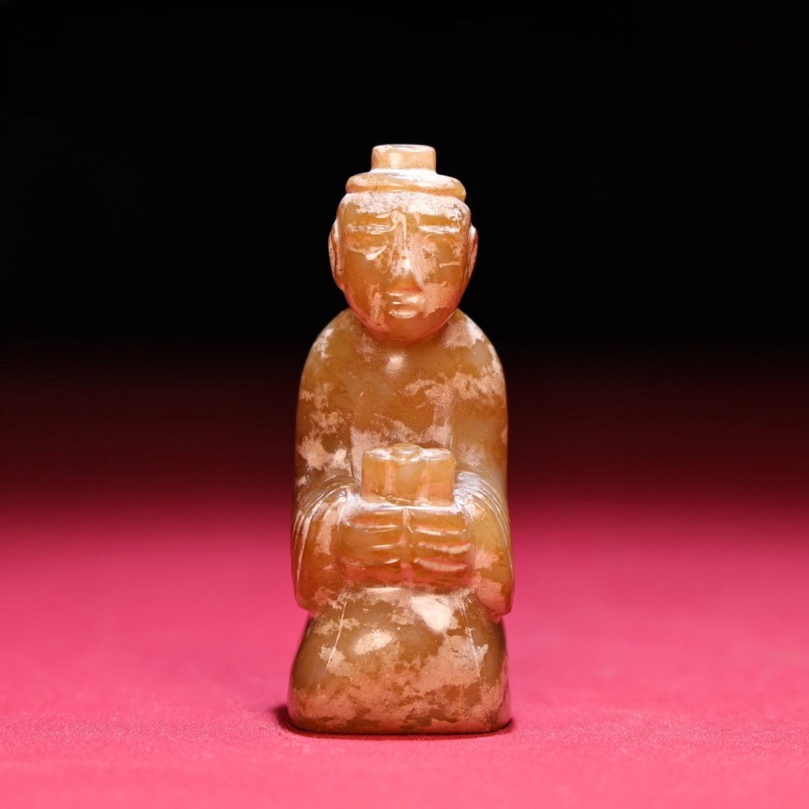 An Exquisite Archaic Jade Figure Ornament: An Exquisite Archaic Jade Figure Ornament,Ancient Time,China,Size:70mmx26mmx41mm,Weight:78g 高古玉人物摆件,中国远古时期