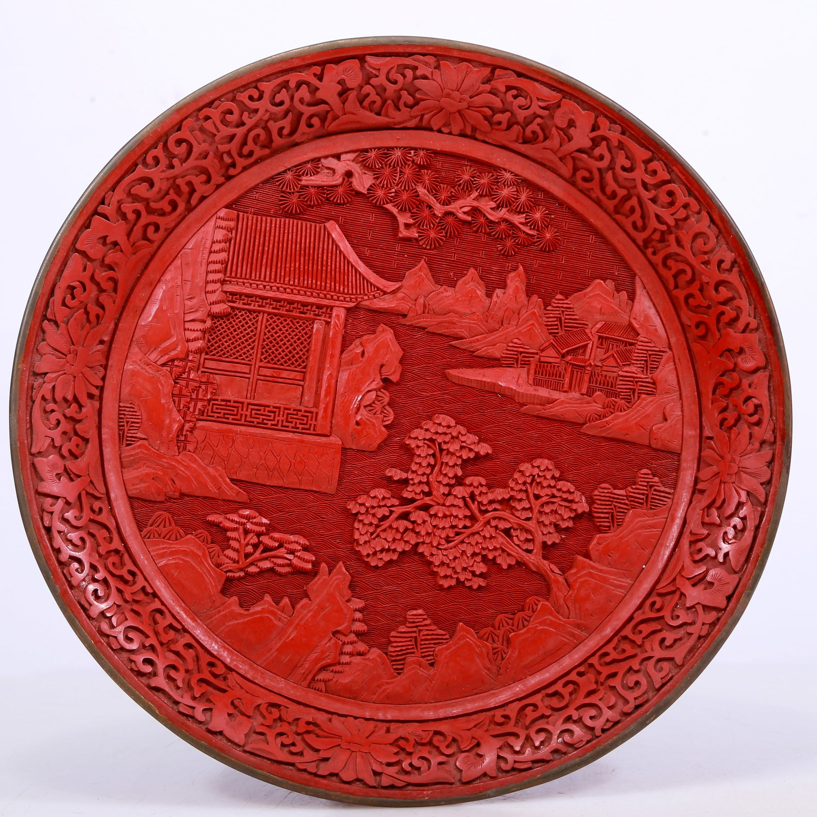 An Excellent Cinnabar-Lacquer 'Landscape' Dish (1 of 8)