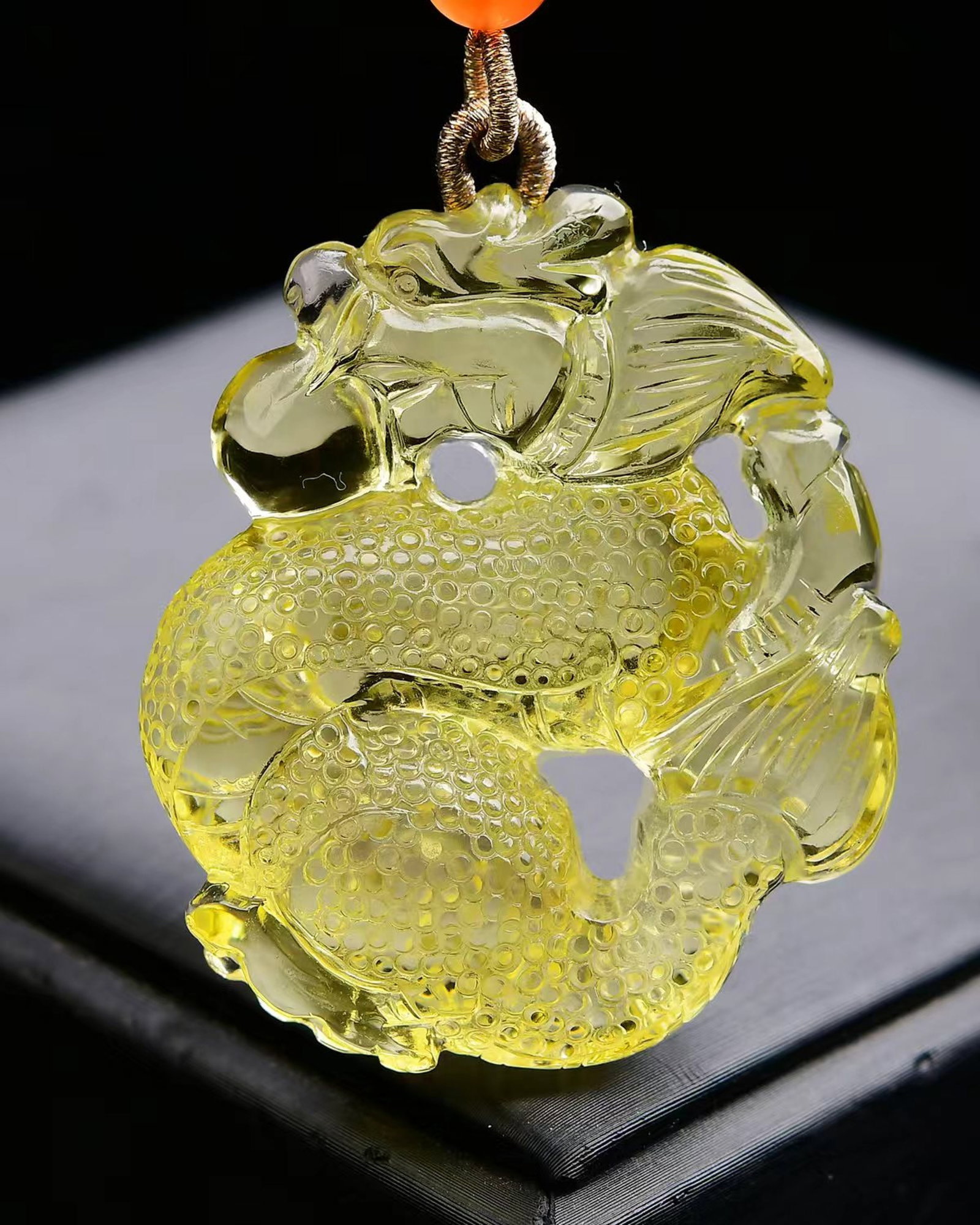 An Exquisite Crystal Dragon Pendant: An Exquisite Crystal Dragon Pendant,Size:48mmx40mmx14mm,Weight:37g 寓意生意兴隆,吉祥安康 水晶龙吊坠