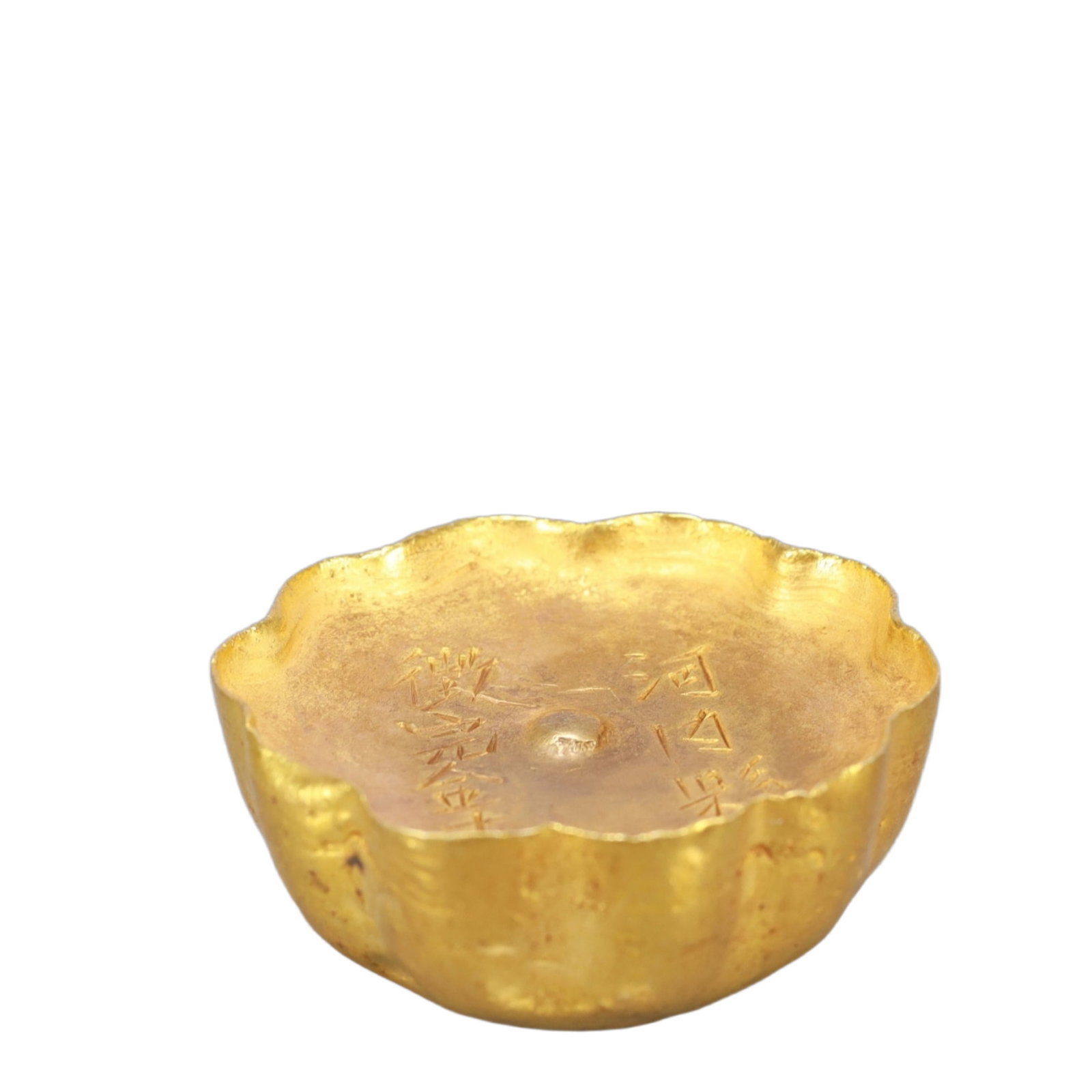 An Exquisite Sterling silver-Gilt Ingot: An Exquisite Sterling silver-Gilt Ingot. Size:2.2inx1.1in; Weight:362g 纯银鎏金元宝