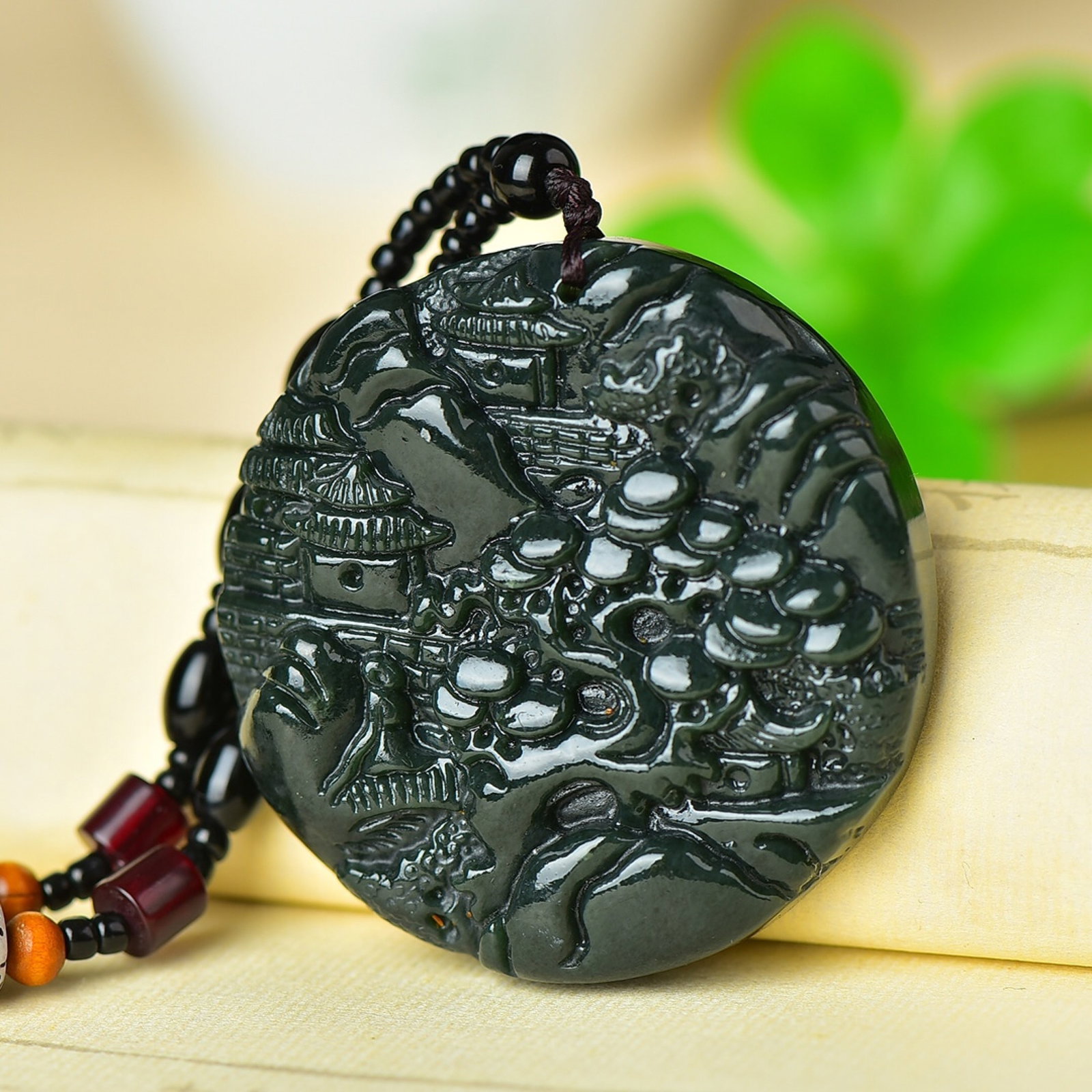 An Exquisite Jasper Landscape Pattern Pendant - 4