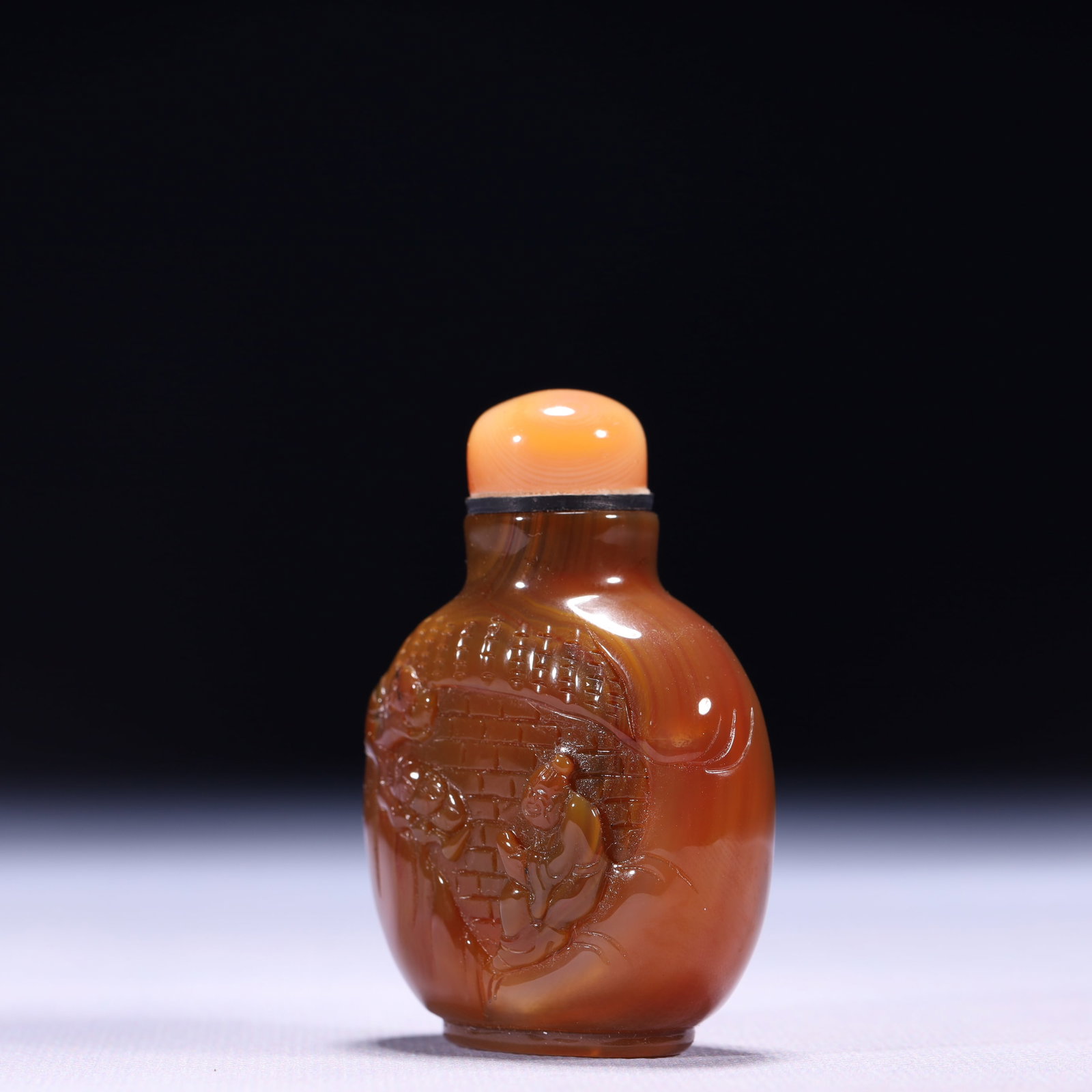An Exquisite Agate Figure Pattern Snuff Bottle - 2