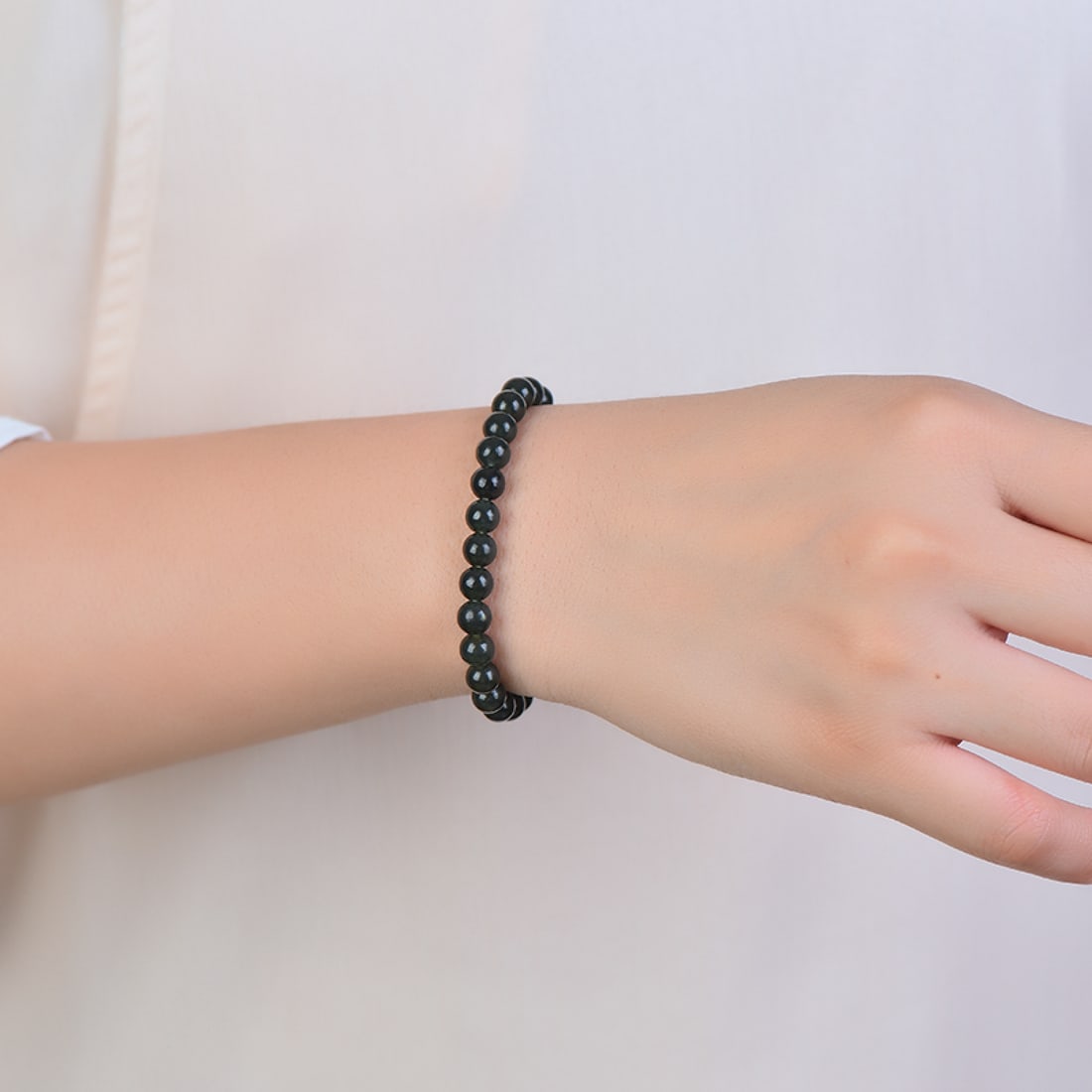 An Exquisite Jasper Bracelets: An Exquisite Jasper Bracelets,Size:6mm 碧玉手串
