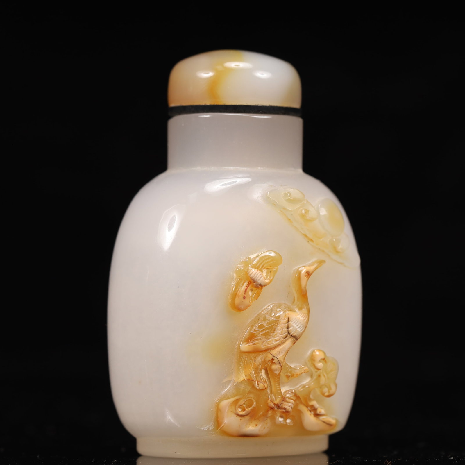 An Exquisite Agate Crane Pattern Snuff Bottle - 3