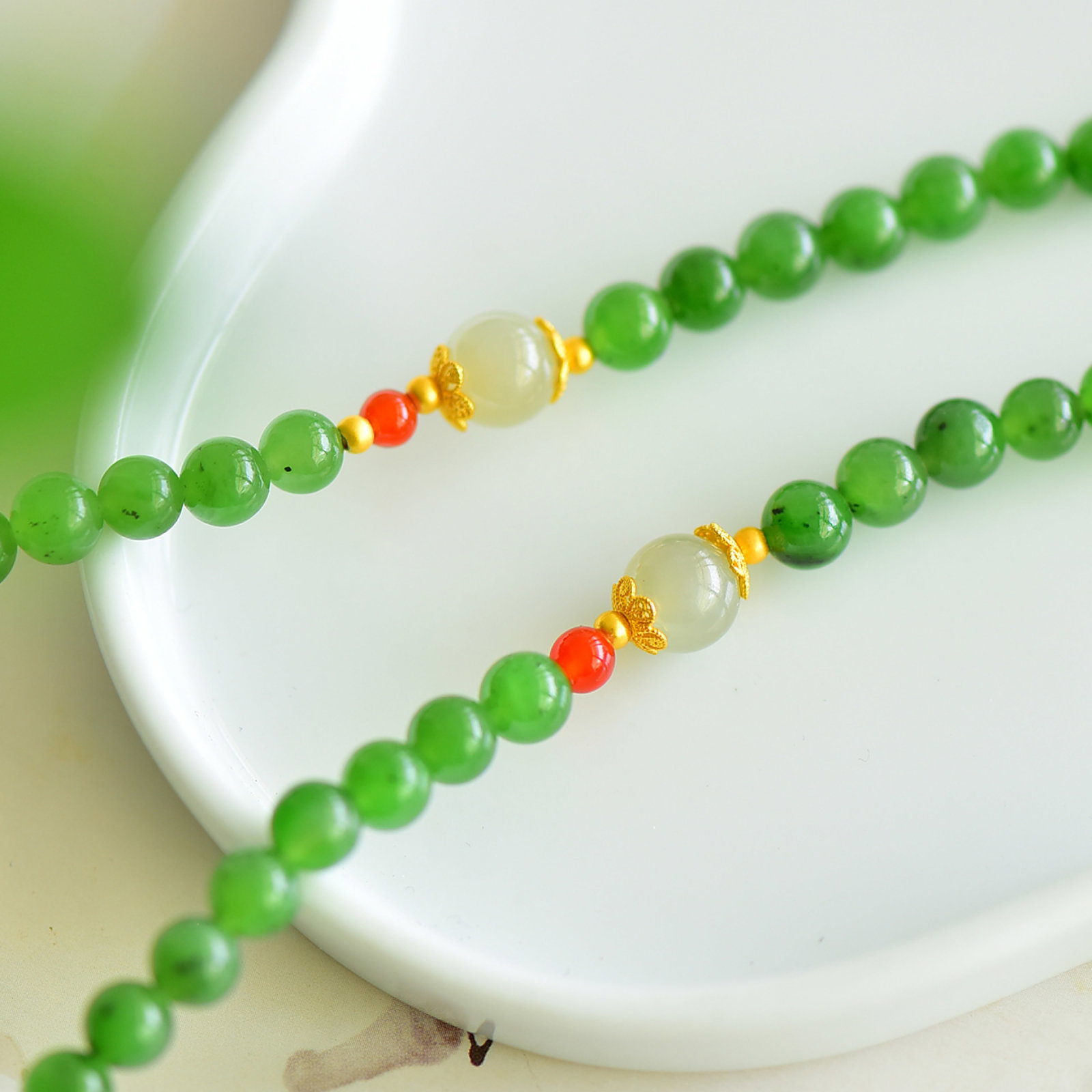 An Exquisite Jasper Bracelets - 3
