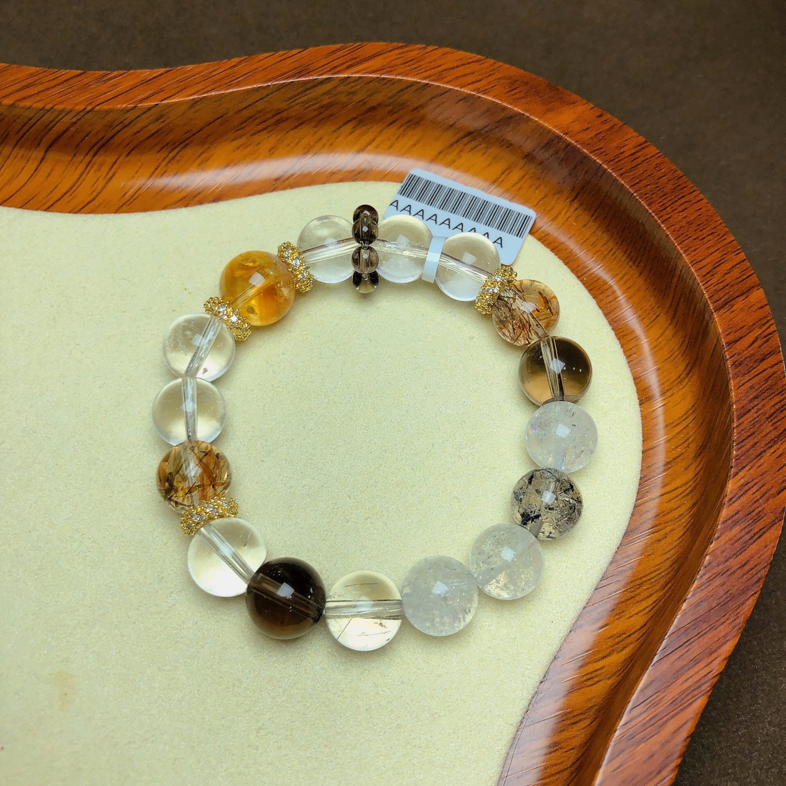 An Exquisite Crystal Bracelet: An Exquisite Crystal Bracelet,Size:0.5in,0.5in,Weight:36.8g 水晶手串