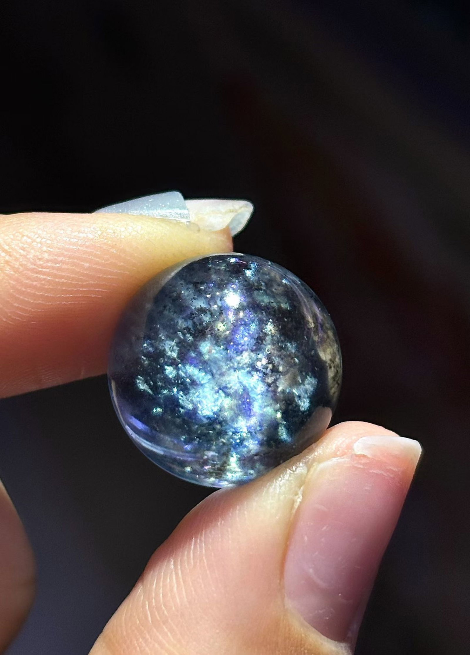 An Exquisite Aquamarine Bead: An Exquisite Aquamarine Bead,Size:0.7in,Weight:7.2g 海蓝宝珠子