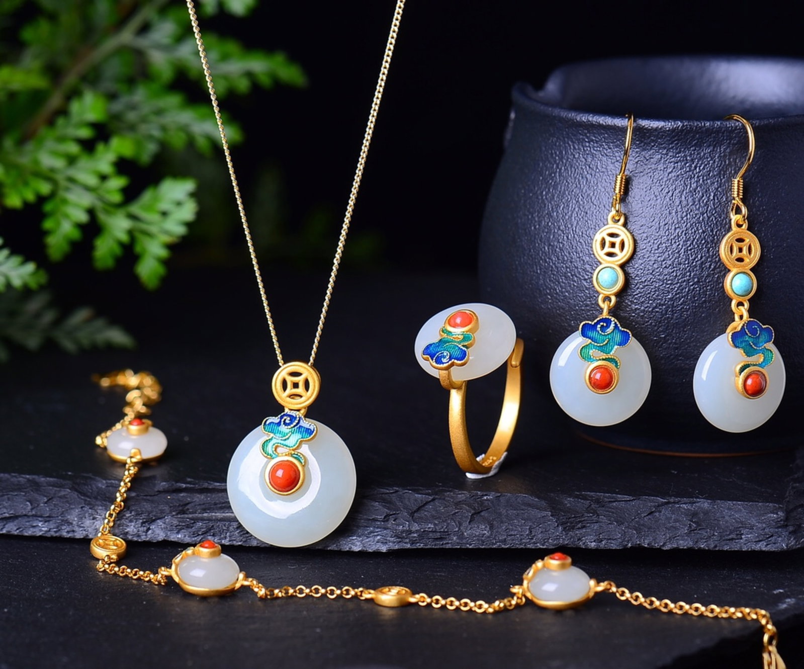 A Set of Fine Sterling Silver-Gold Plated Inlaid White Jade Jewelrys: A Set of Fine Sterling Silver-Gold Plated Inlaid White Jade Jewelrys,Size:(Earrings)0.6inx0.6in,(Pendant)0.7inx0.7in,(Ring)0.6inx0.6in,(Bracelets)0.3inx0.3in