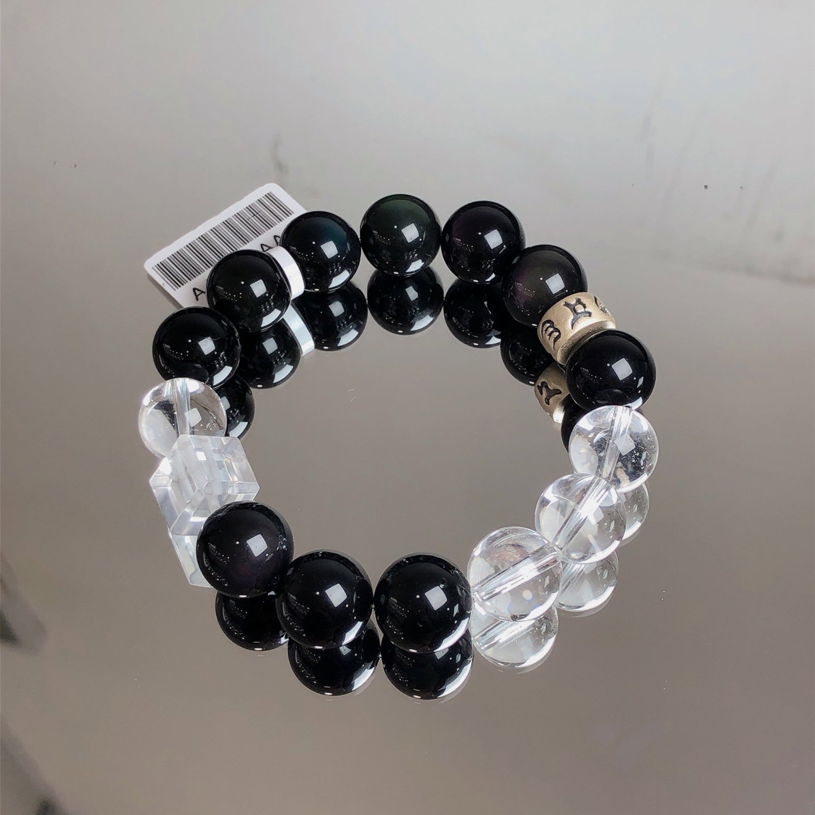 An Exquisite Crystal Bracelet - 2