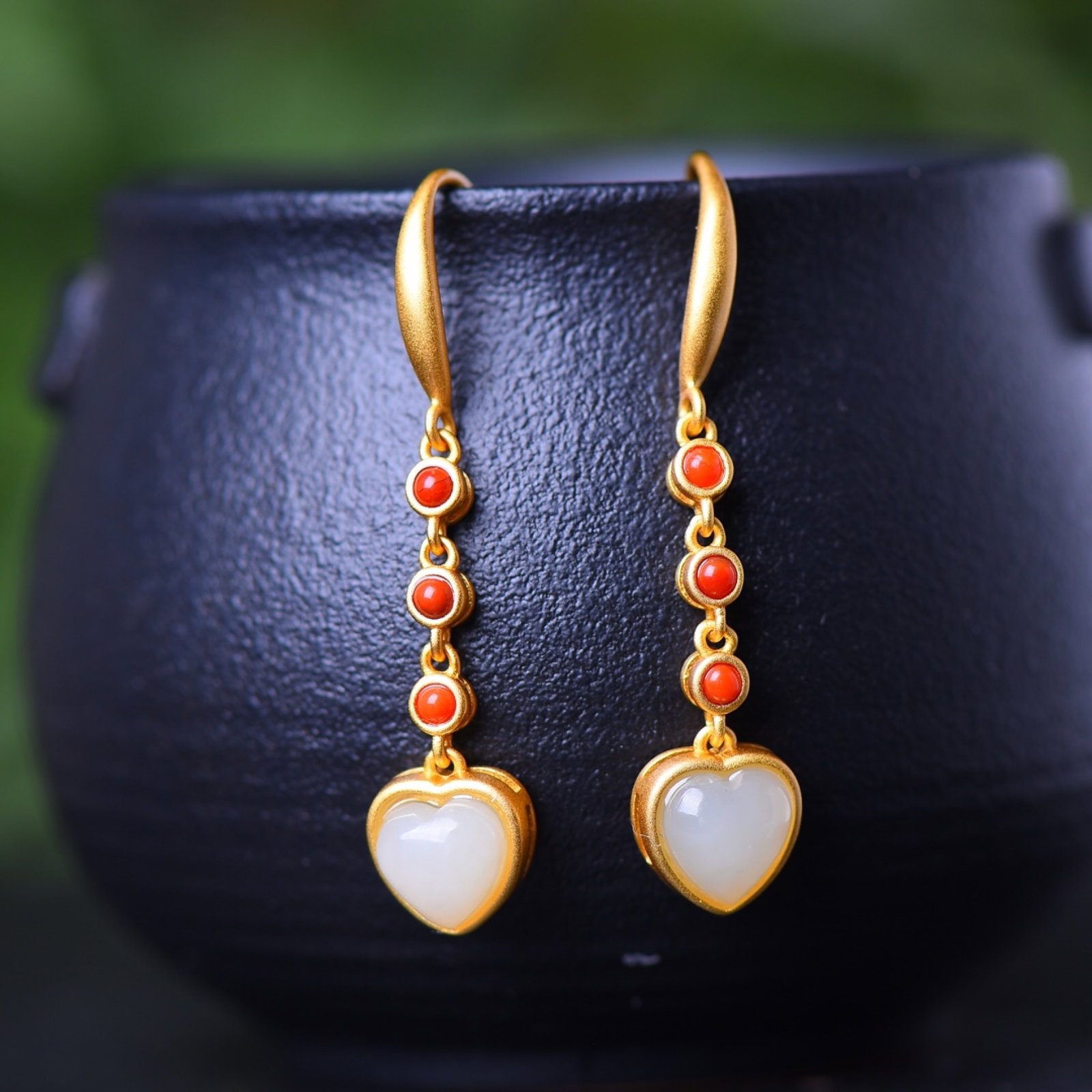 A Pair of Exquisite Sterling Silver-Gold Plated Inlaid White Jade Earrings: A Pair of Exquisite Sterling Silver-Gold Plated Inlaid White Jade Earrings,Size:0.3inx0.3in 一对纯银镀金镶白玉耳环
