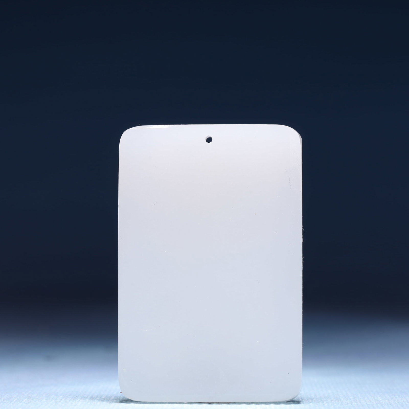 An Exquisite White Jade Rabbit Pattern Pendant - 4