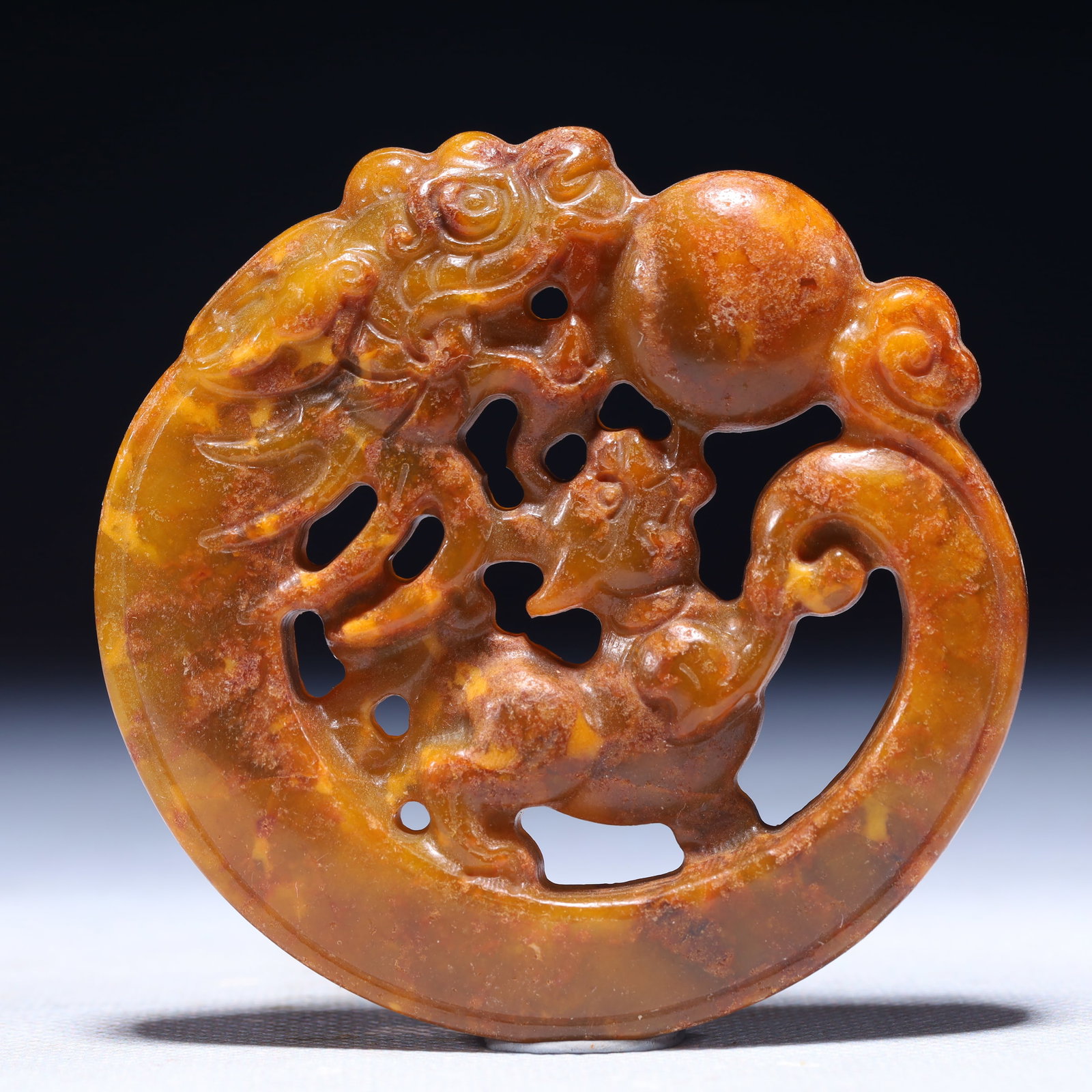An Exquisite Archaic Jade Dragon Pattern Pendant: An Exquisite Archaic Jade Dragon Pattern Pendant,Ancient Time,China,Size:2.2inx0.3inx3in,Weight:75g 高古玉龙纹挂件,中国远古时
