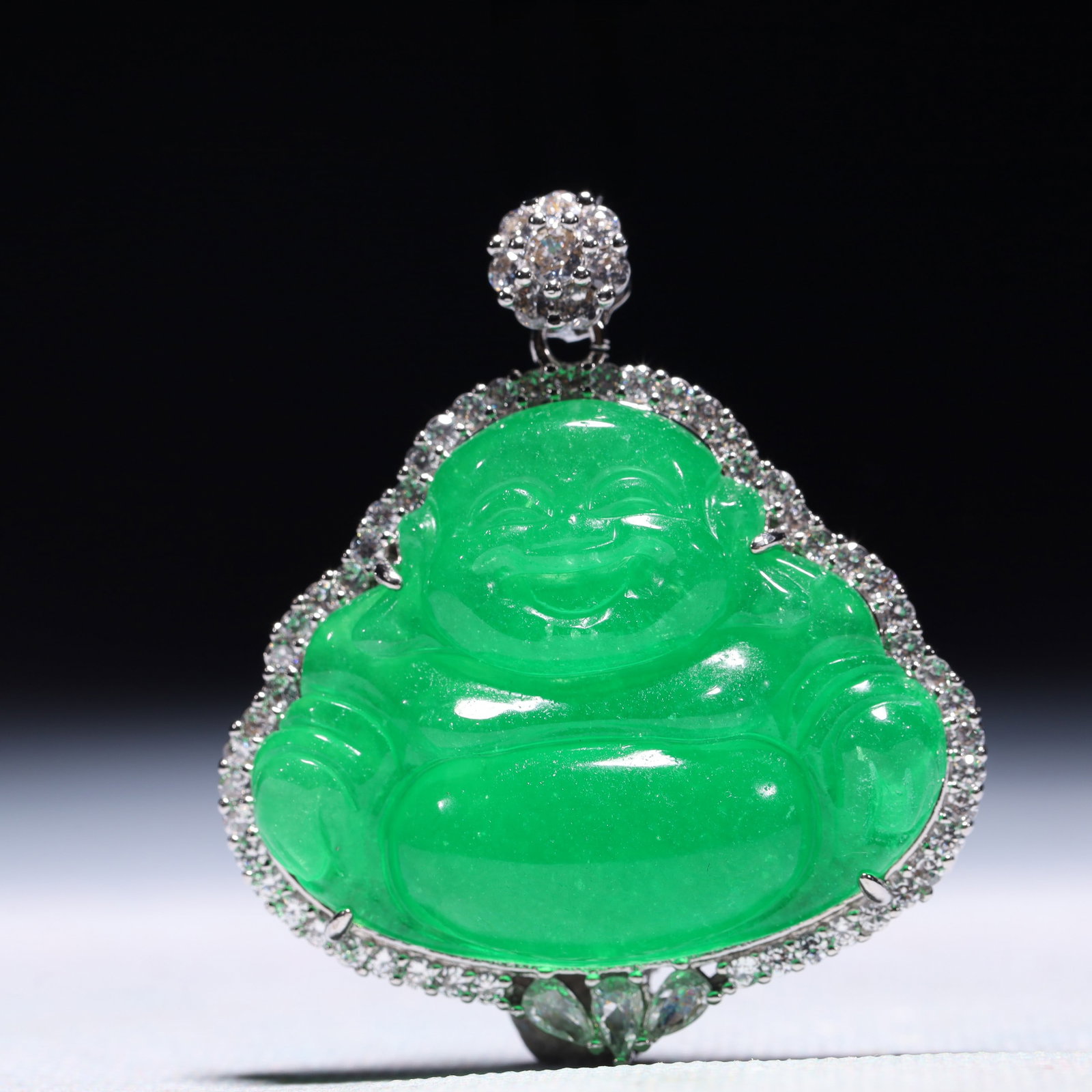 An Exquisite Statue of Maitreya Buddha Pendant,Inlaid Gems: An Exquisite Statue of Maitreya Buddha Pendant,Inlaid Gems,Size:1.8inx0.4inx2in,Weight:29.3g 一个精美的弥勒佛像吊坠,镶宝&#