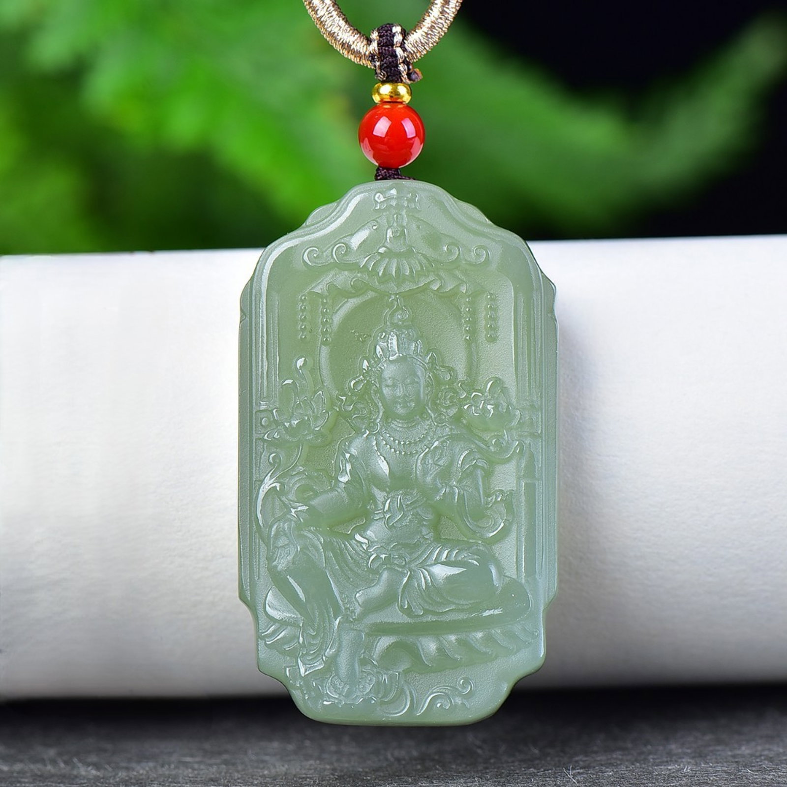An Exquisite Greenish Jade Statue of Avalokitesvara Pendant: An Exquisite Greenish Jade Statue of Avalokitesvara Pendant,Size:0.8inx2in 青玉观音像挂件