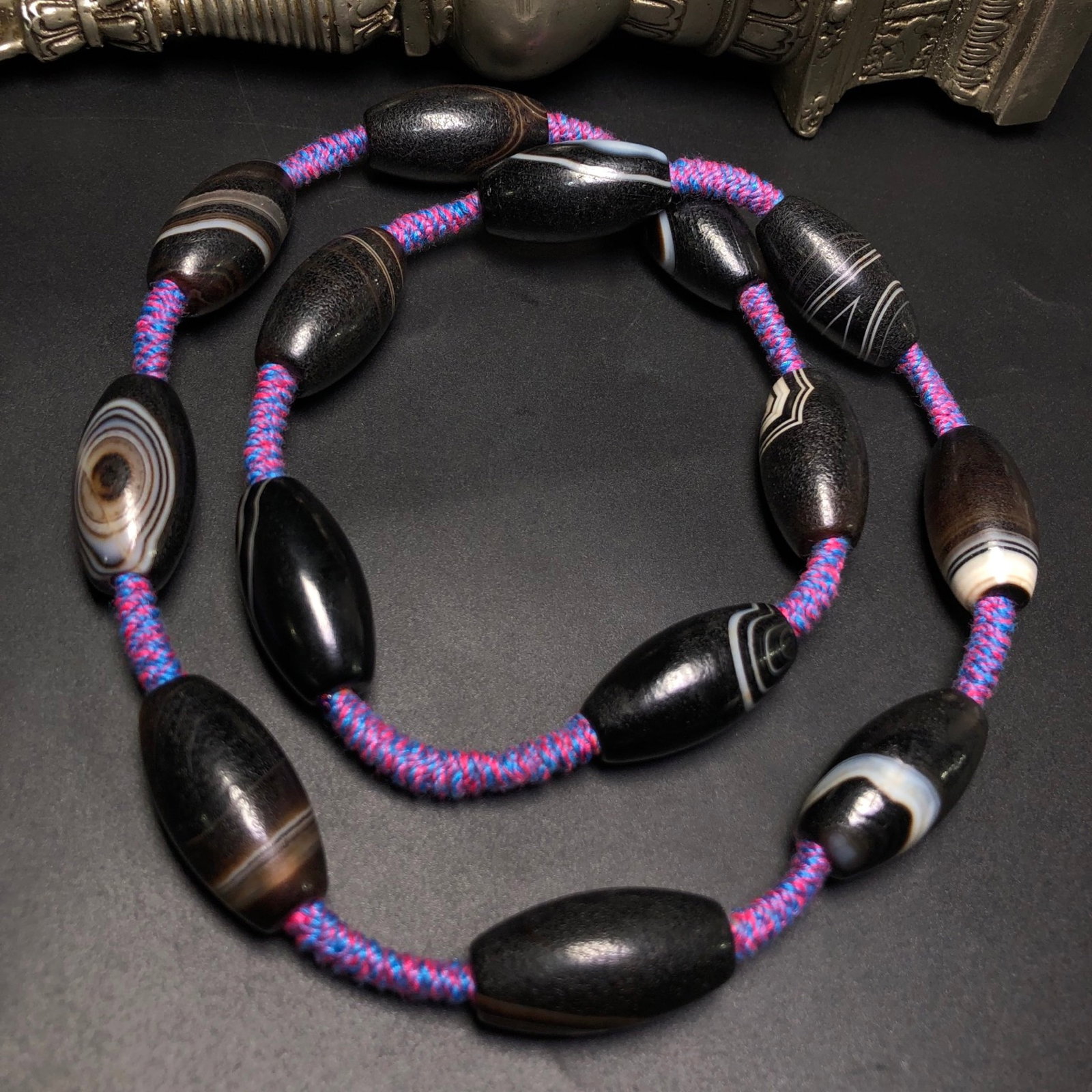 A Precious Agate Necklace - 2