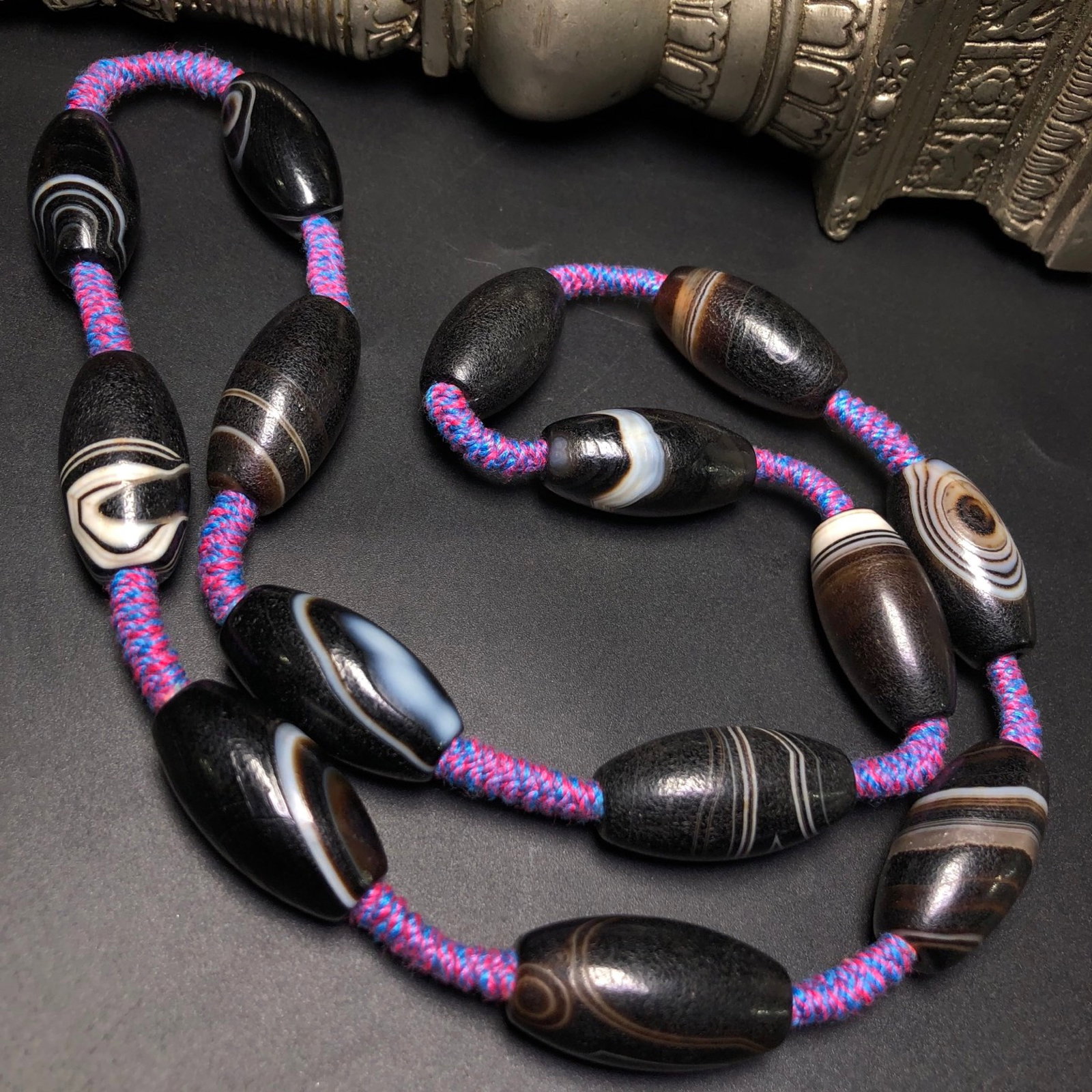 A Precious Agate Necklace - 3