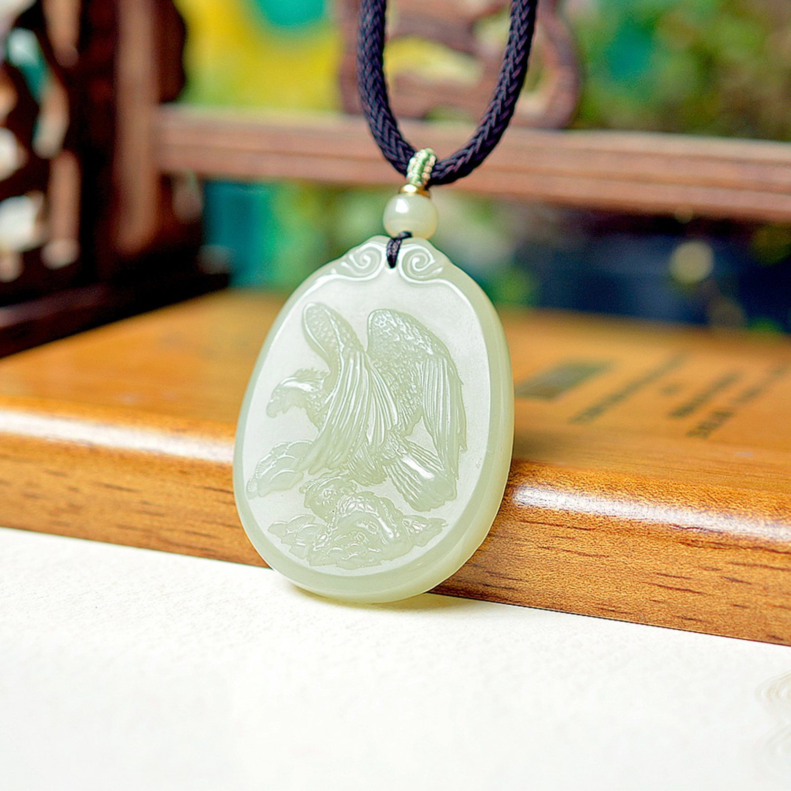 An Exquisite Greenish Jade Eagle Pattern Pendant: An Exquisite Greenish Jade Eagle Pattern Pendant,Size:1.6inx2.2in 青玉鹰纹挂件