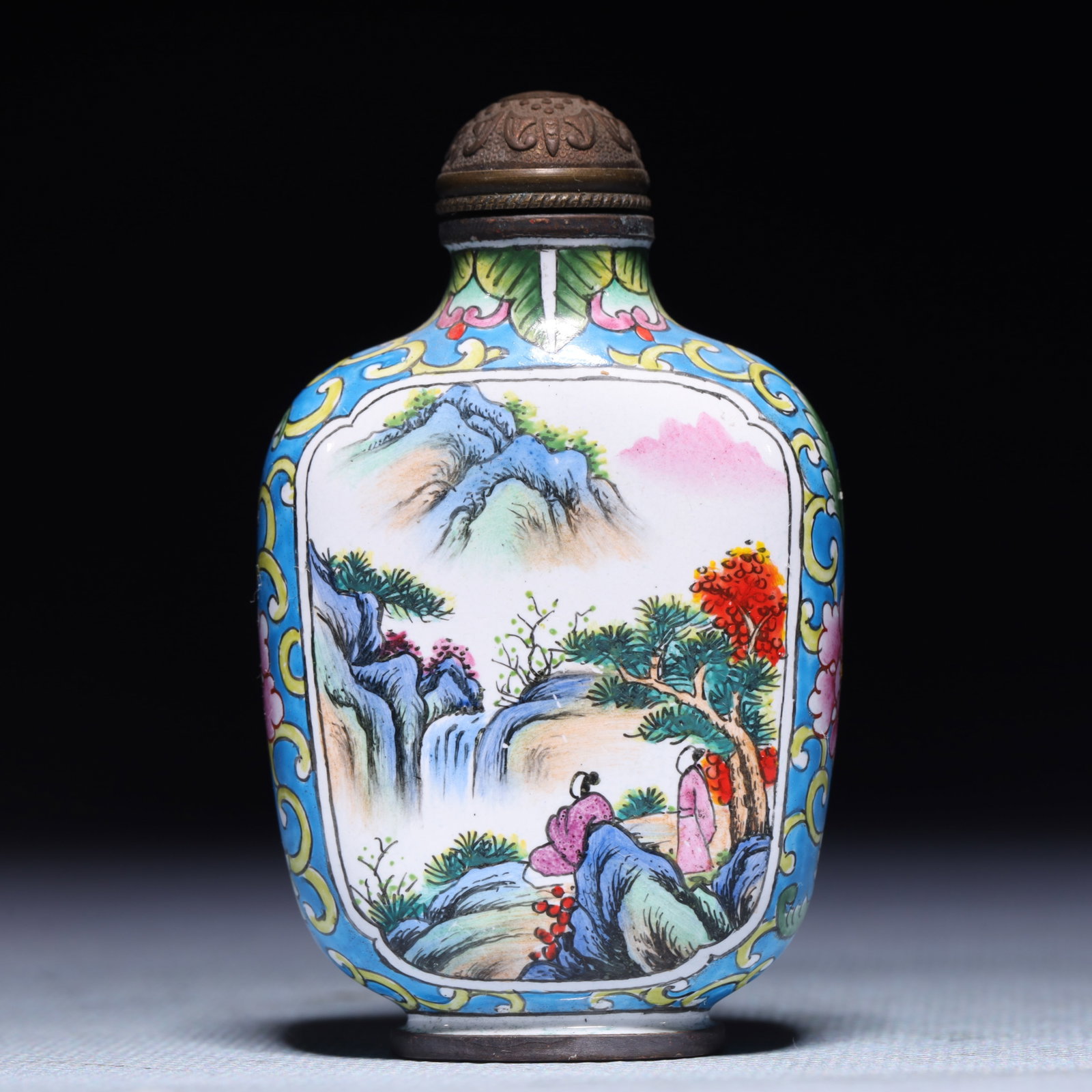 An Exquisite Painted Enamel Landscape and Figure Pattern Snuff Bottle: An Exquisite Painted Enamel Landscape and Figure Pattern Snuff Bottle,Qing Dynasty,China,Qianlong Four-character Mark,Size:1.6inx0.8inx2.8in,Weight:66.3g