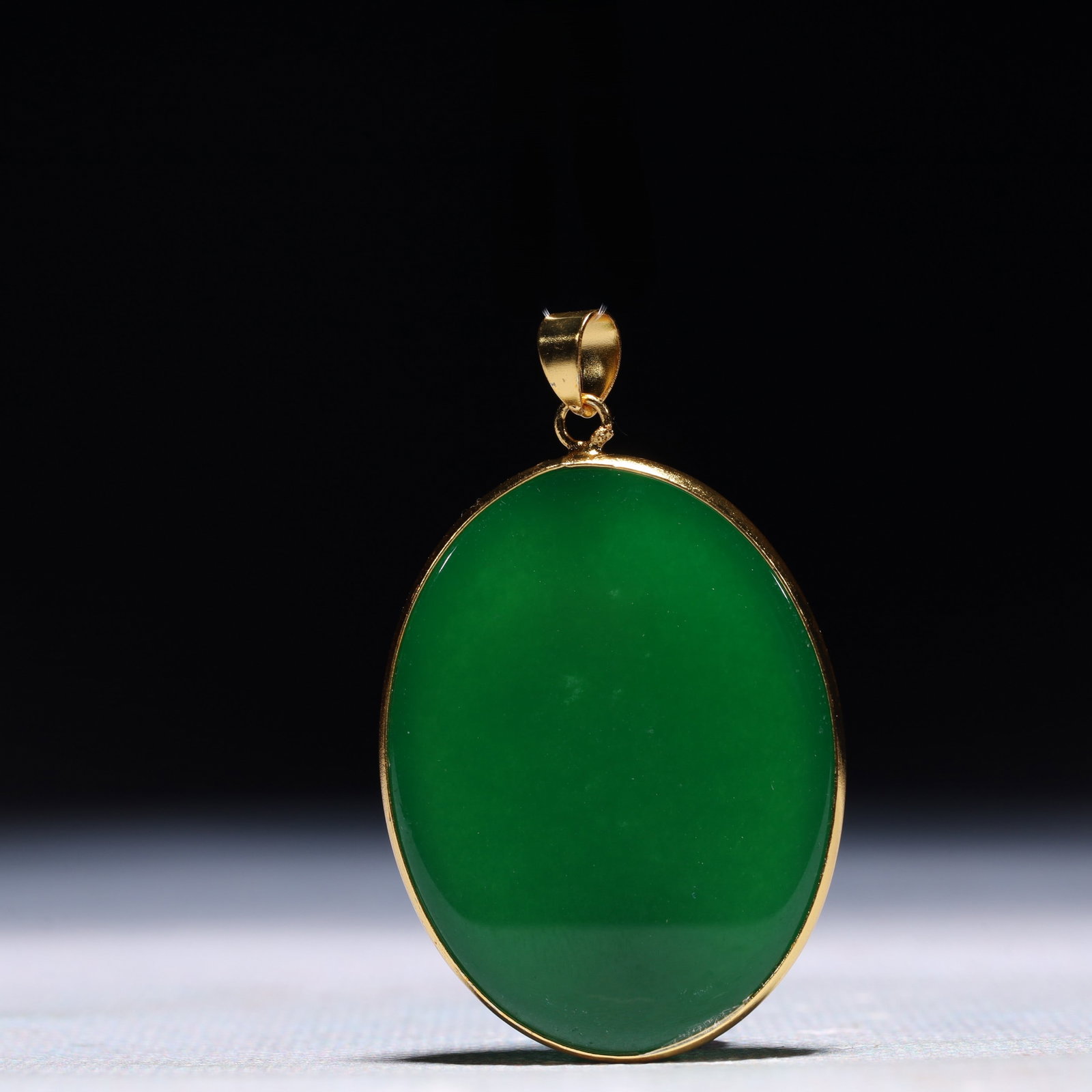 An Exquisite Pendant - 4